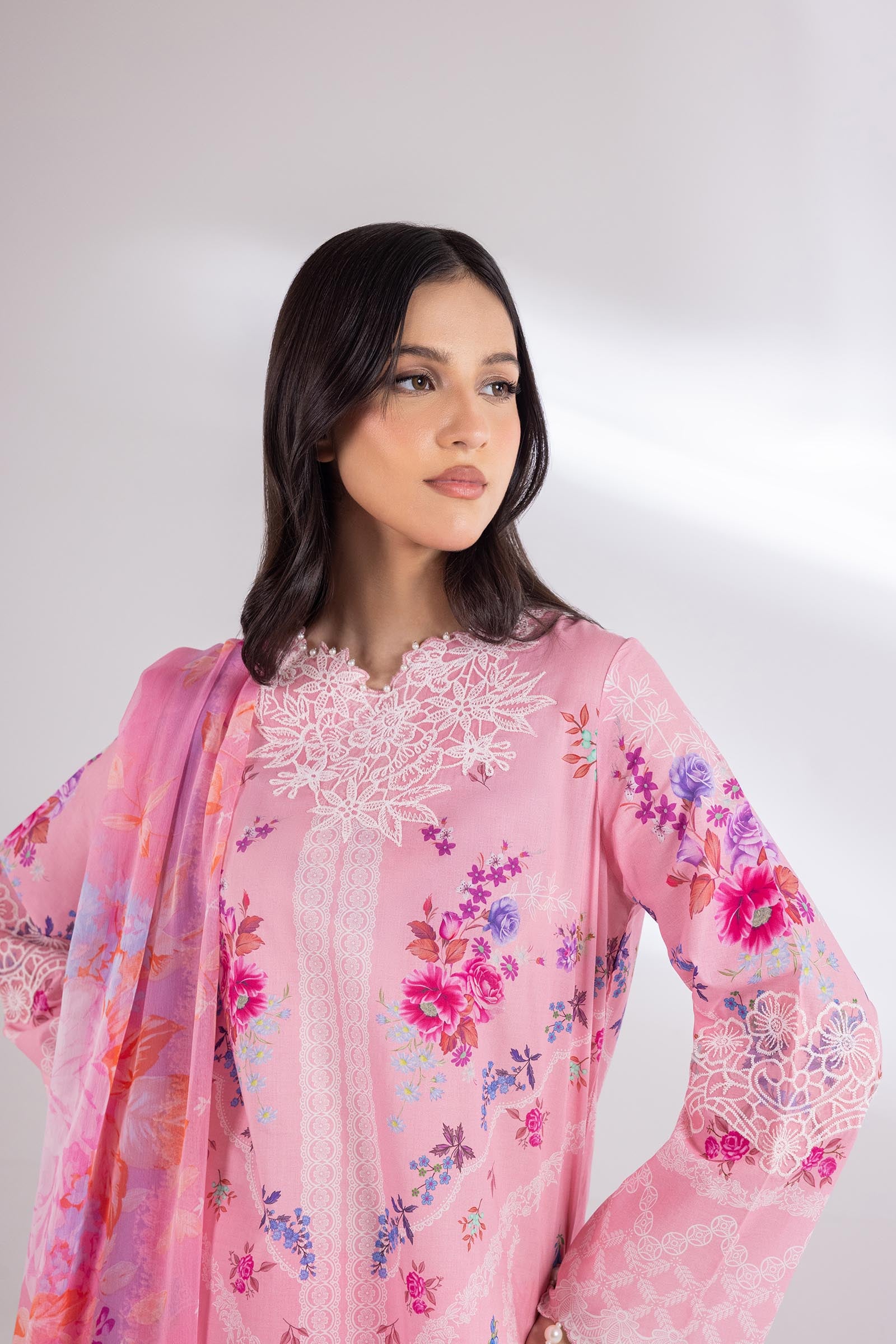 Stitched Muzlin Lawn Suit Secondary image