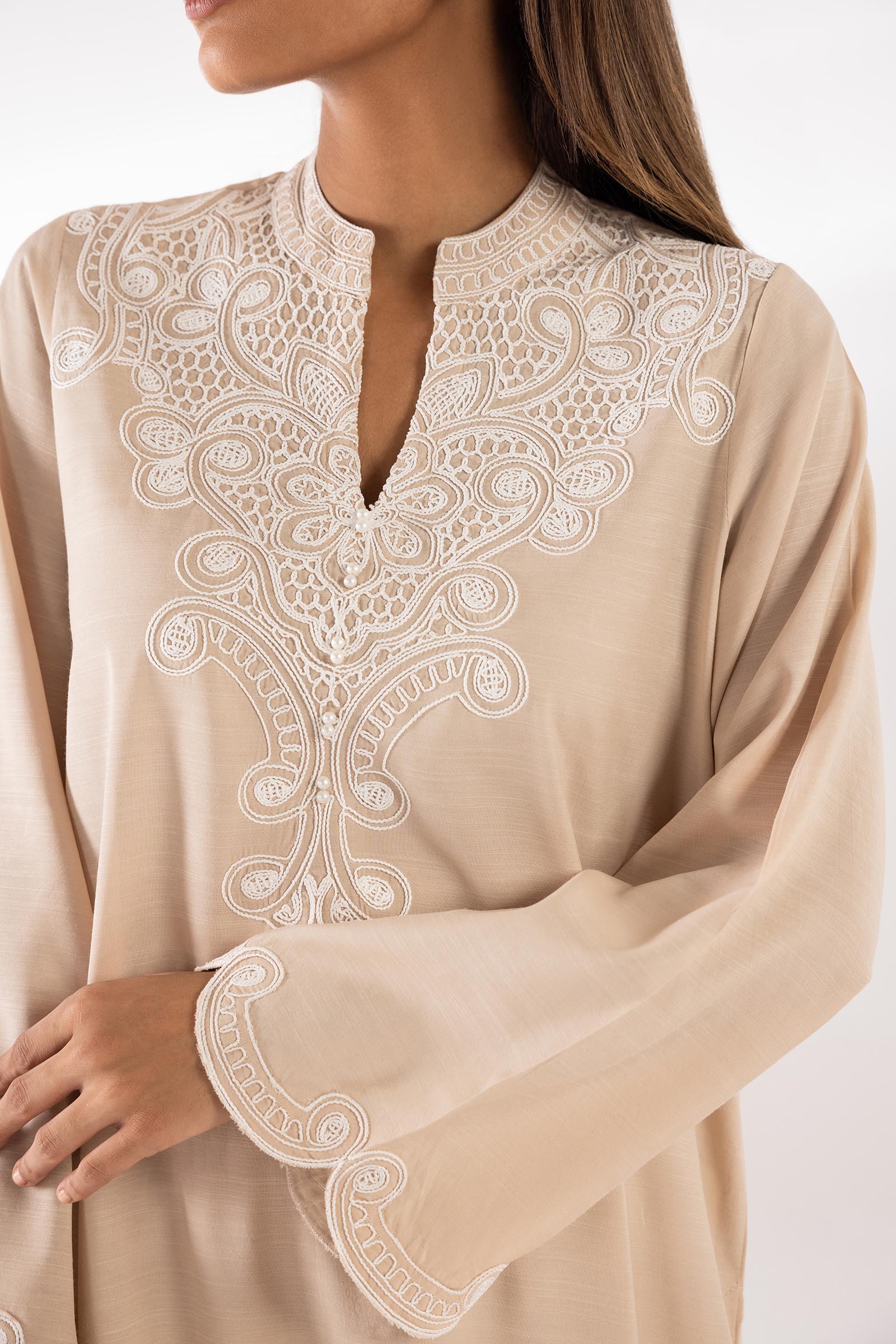 Stitched Embroidered Raw Silk Shirt + Culotte Secondary image