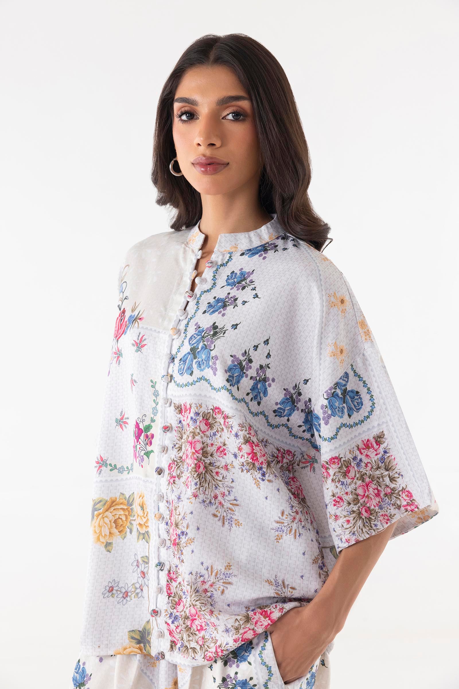 Stitched White Floral Cord Set Secondary image