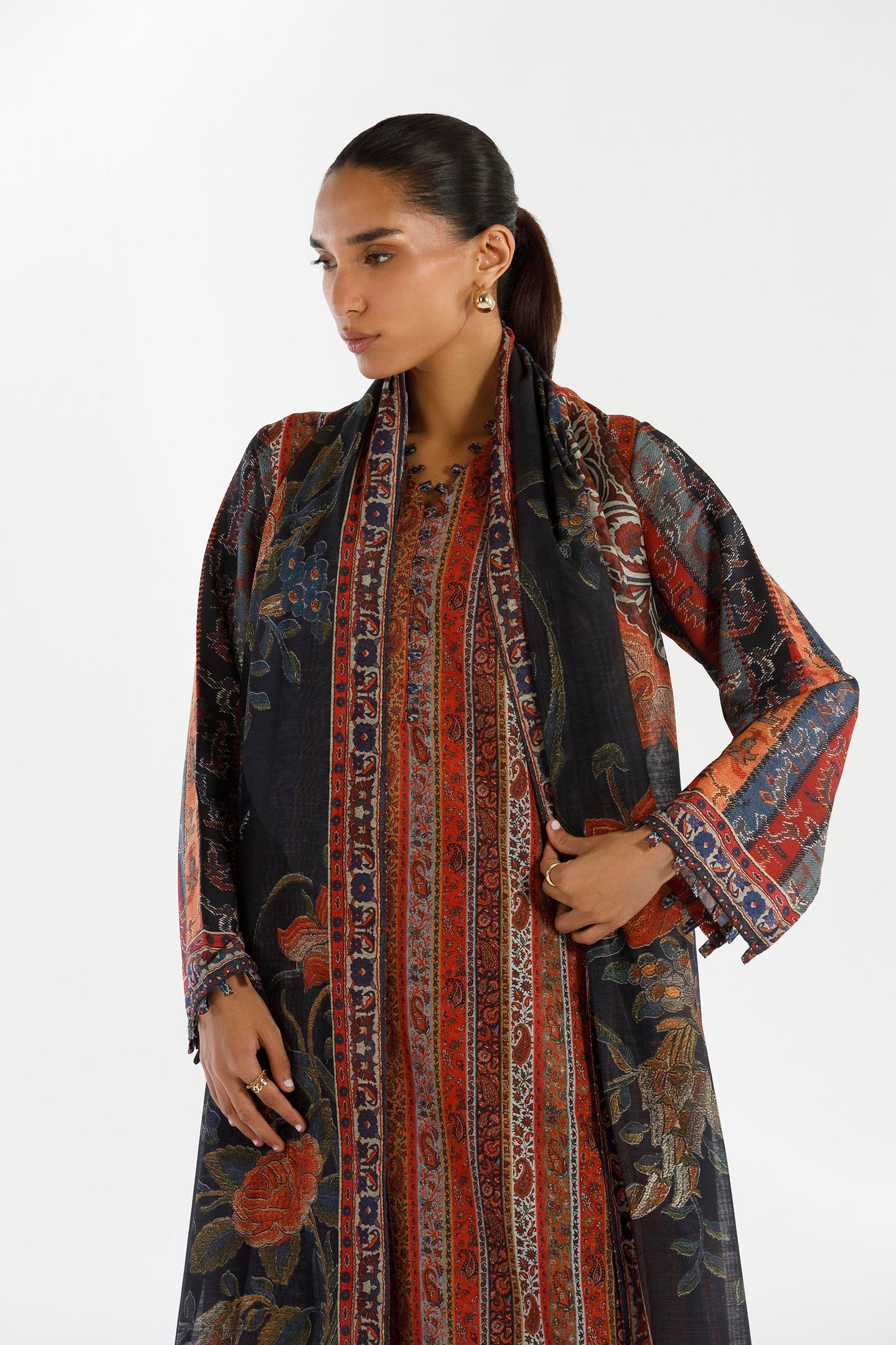 Stitched Printed Lawn Shirt+ Dupatta Secondary image