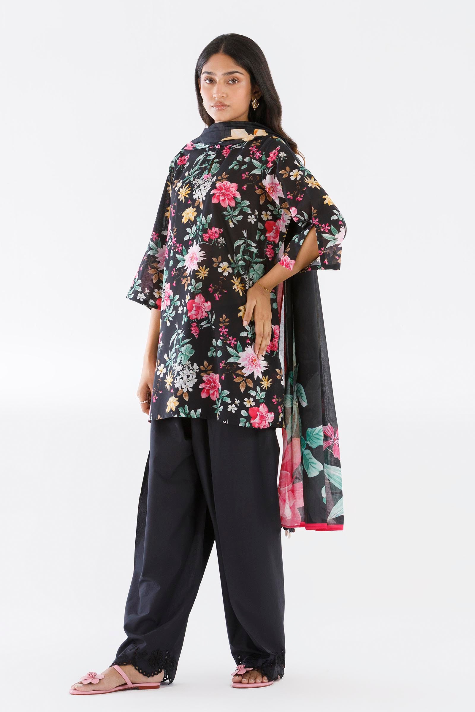 Stitched Printed Lawn Shirt+ Dupatta Main image