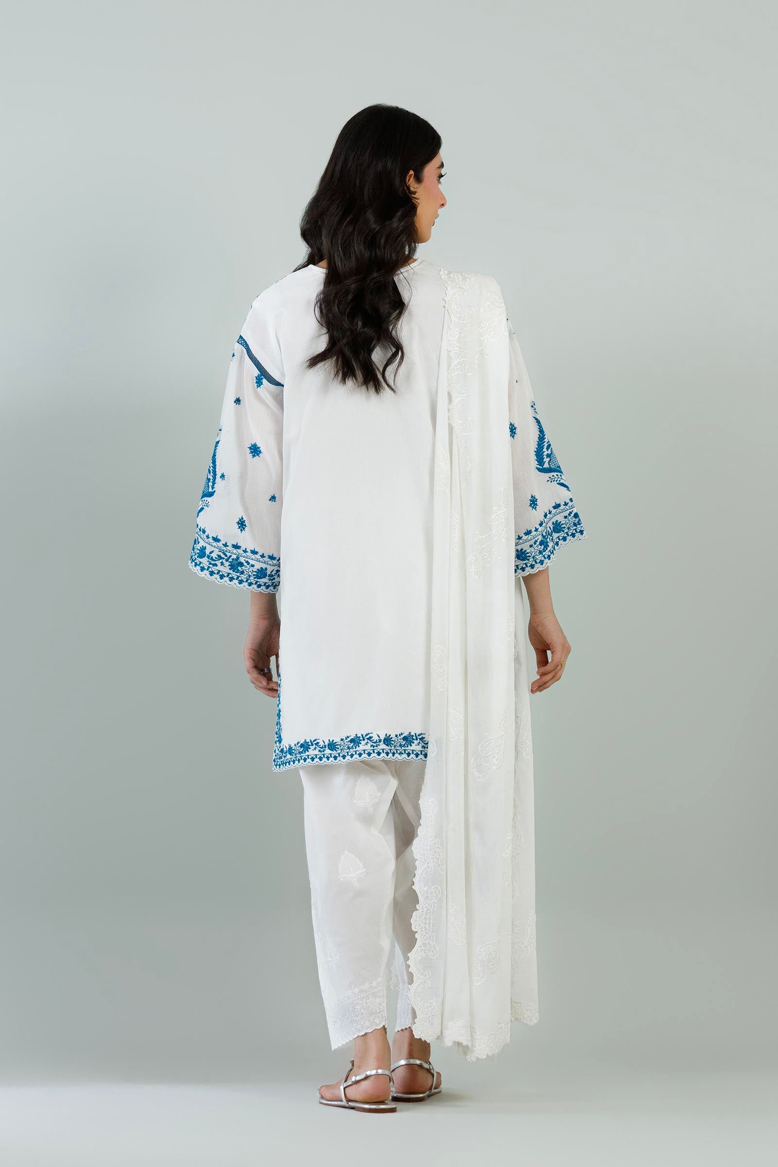 White Mahay Lawn Embroidered Dupatta Secondary image