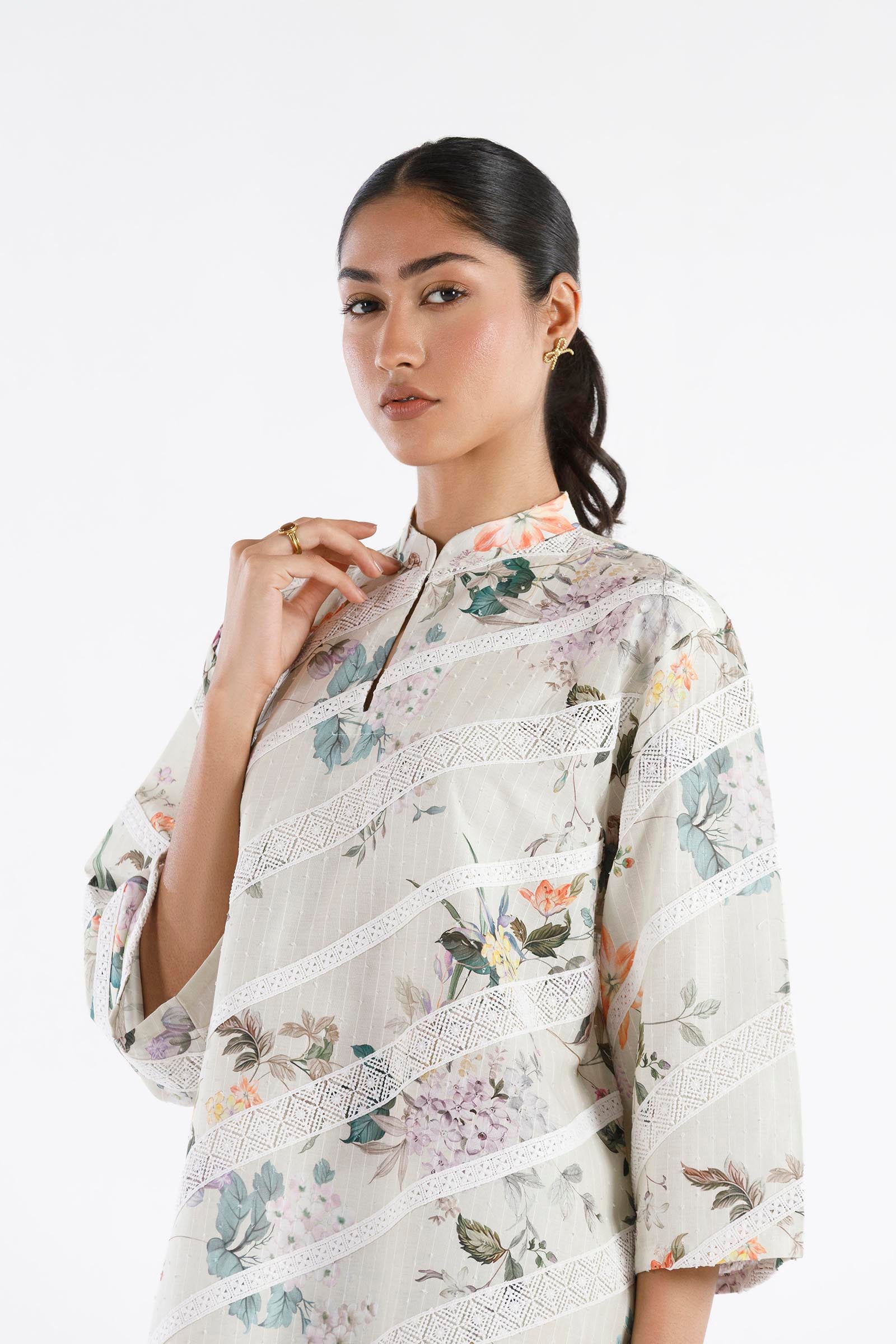 Stitched Printed Brochia Shirt+ Shalwar Secondary image