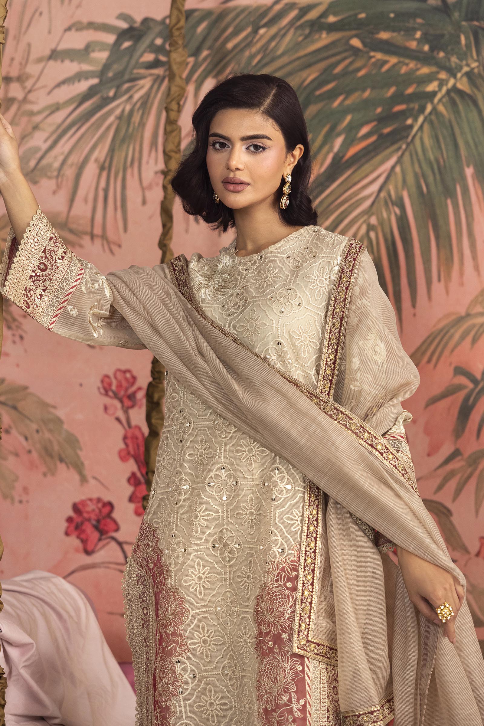 Stitched Embroidered Slub Suit Secondary image