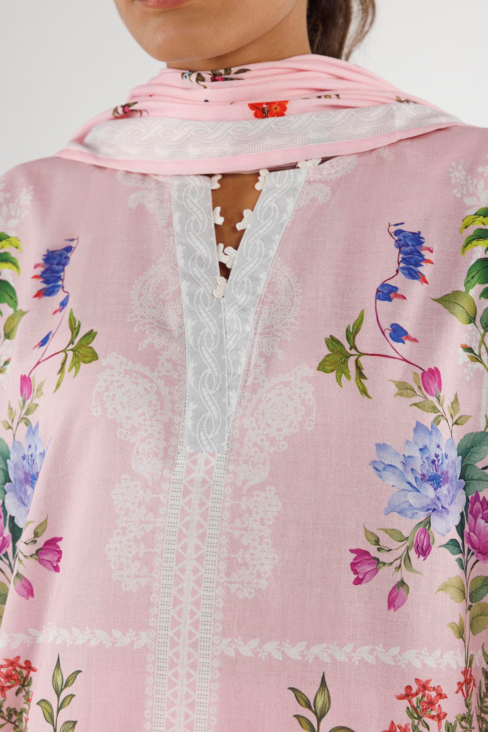 Stitched Printed Lawn Suit Secondary image