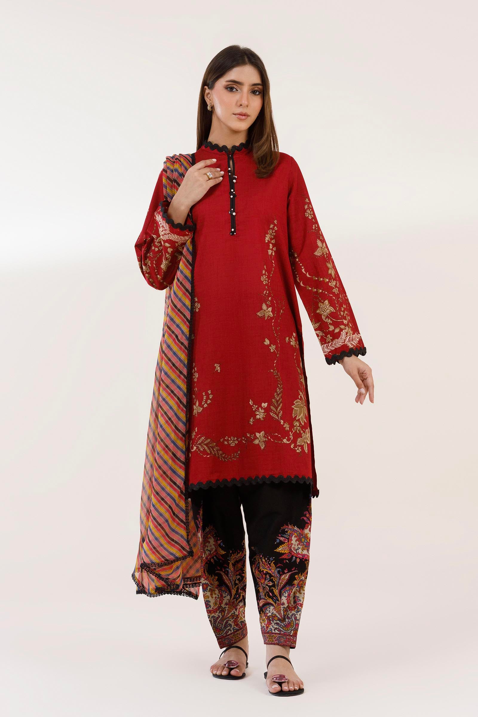 Stitched Printed Lawn Suit Main image