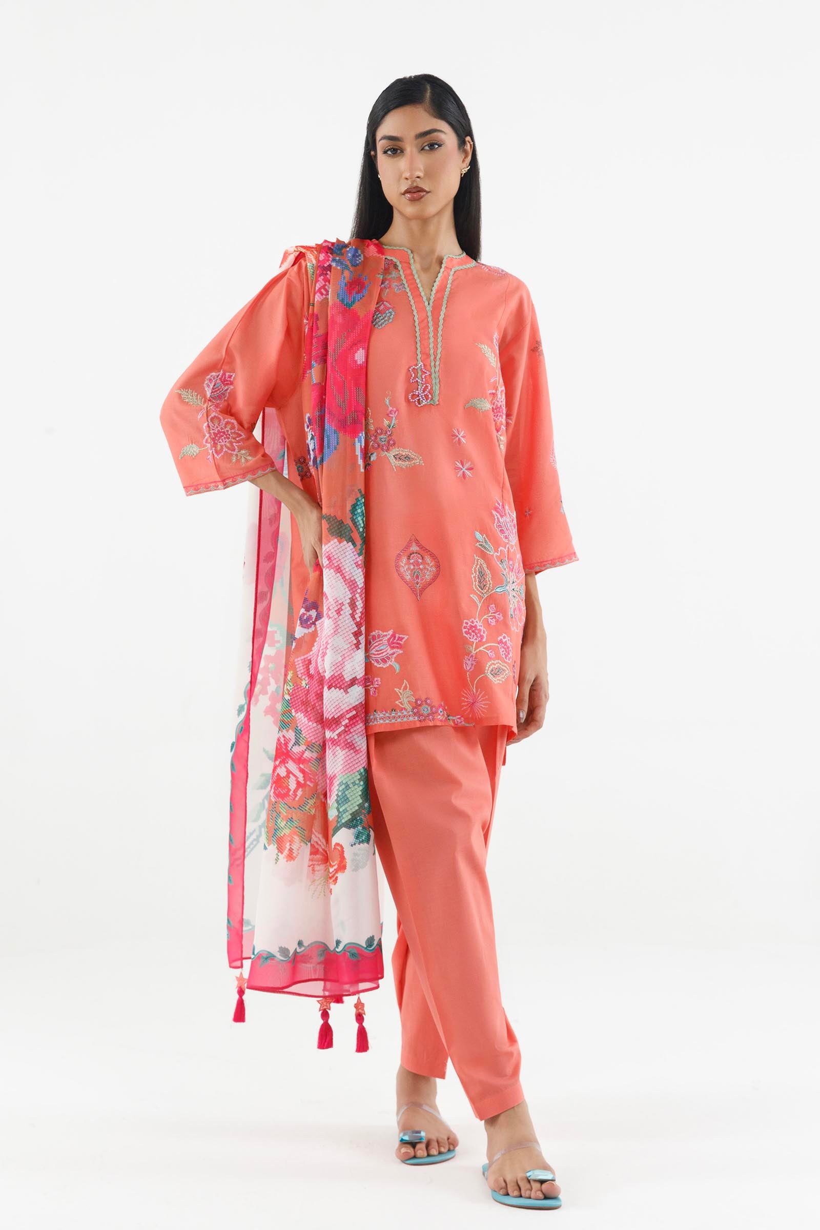 Stitched Embroidered Muzlin Suit Main image