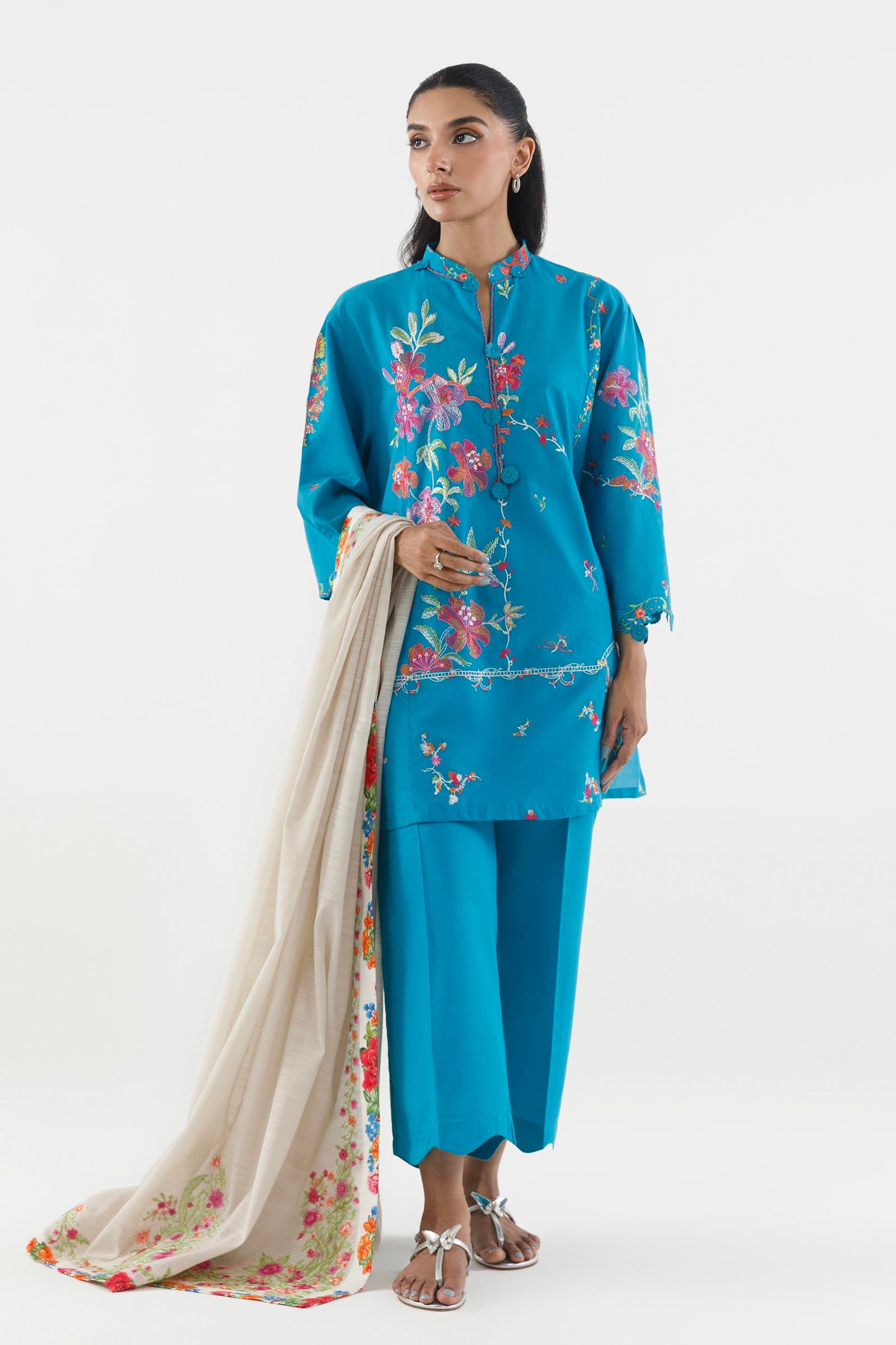 Stitched Embroidered Muzlin Suit Main image