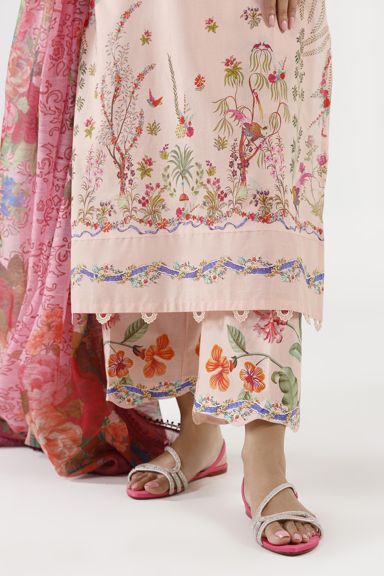 Stitched Embroidered Muzlin Suit