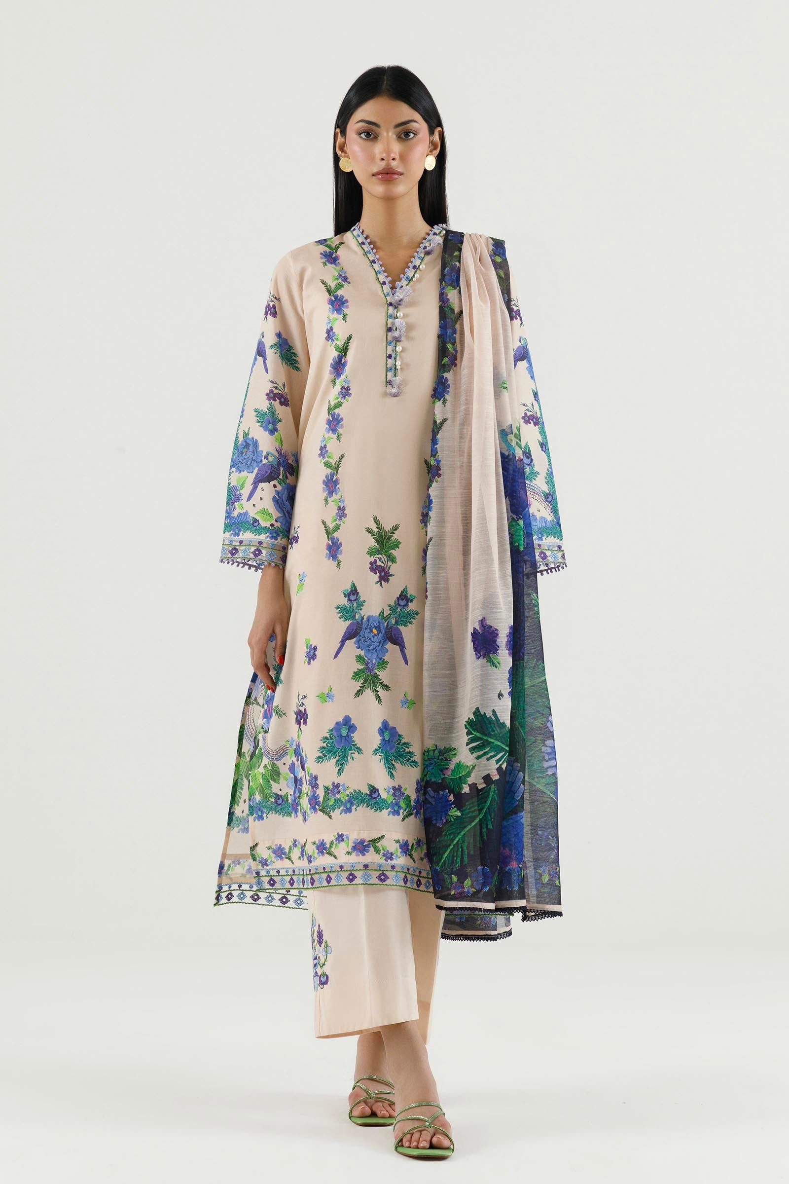 Stitched Embroidered Muzlin Suit Main image