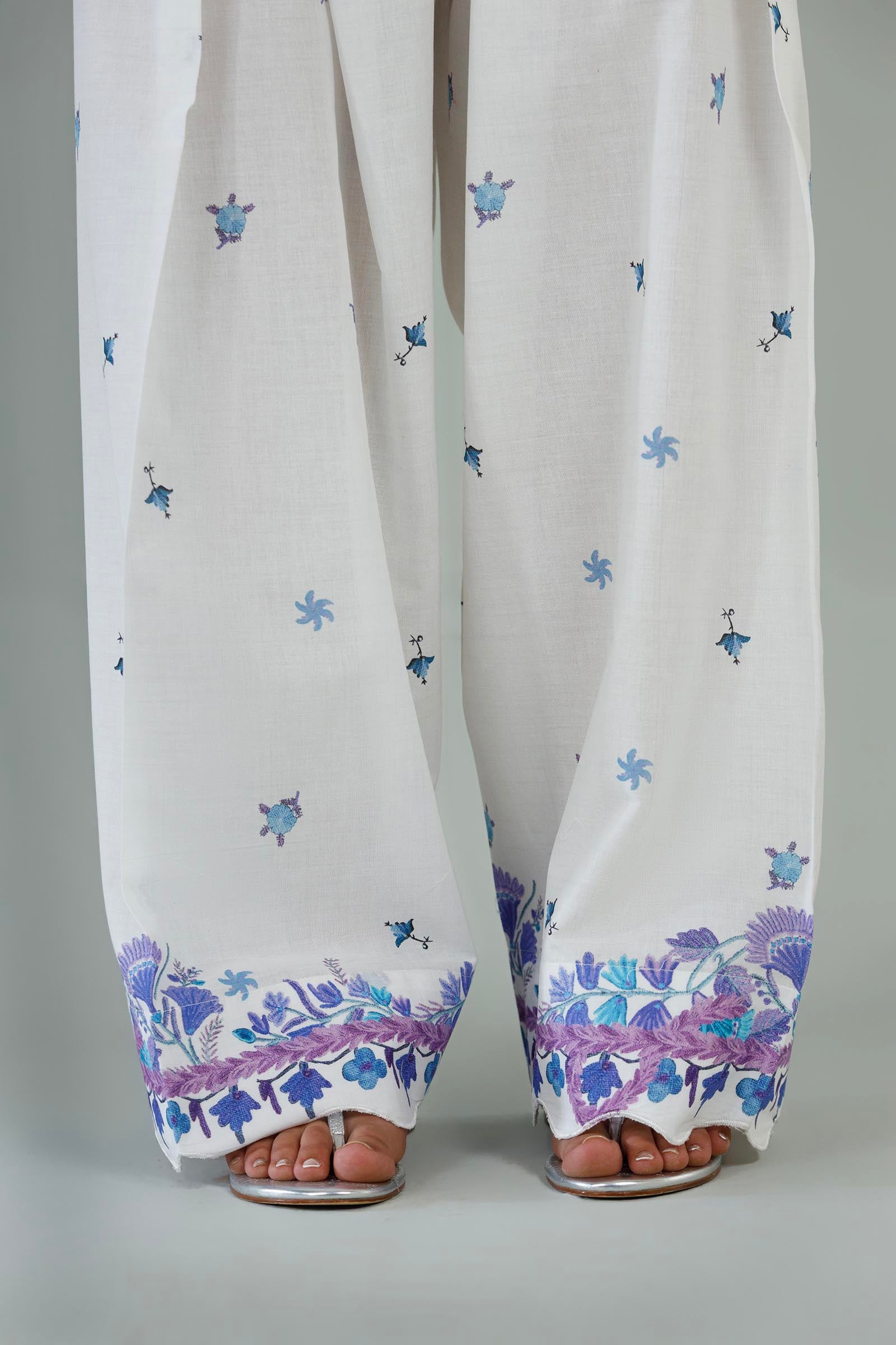 Stitched Embroidered Muzlin Suit