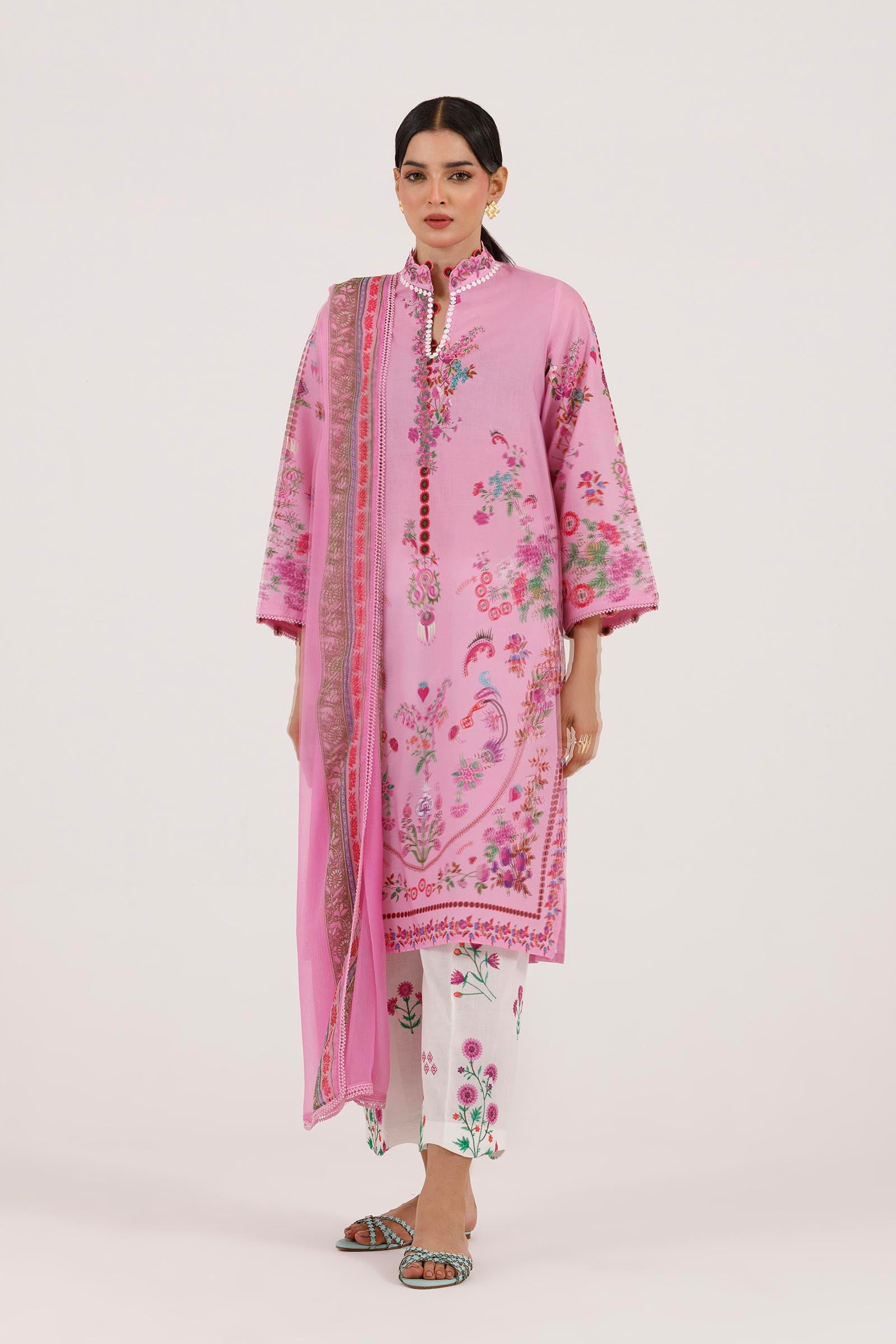 Stitched Embroidered Muzlin Suit Main image