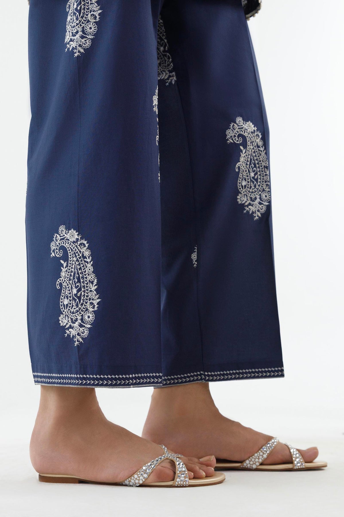 Stitched Embroidered Muzlin Lawn Suit