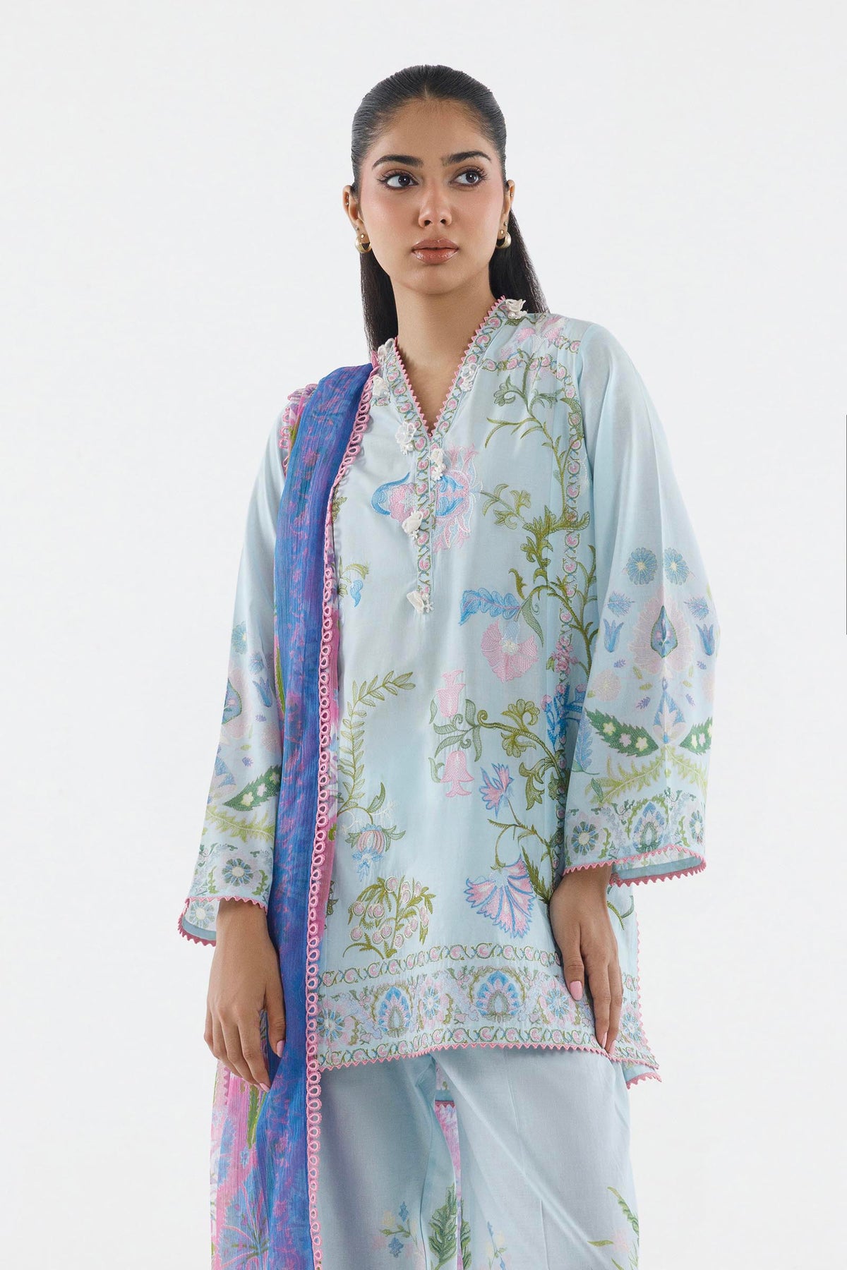 Stitched Embroidered Muzlin Cambric Suit