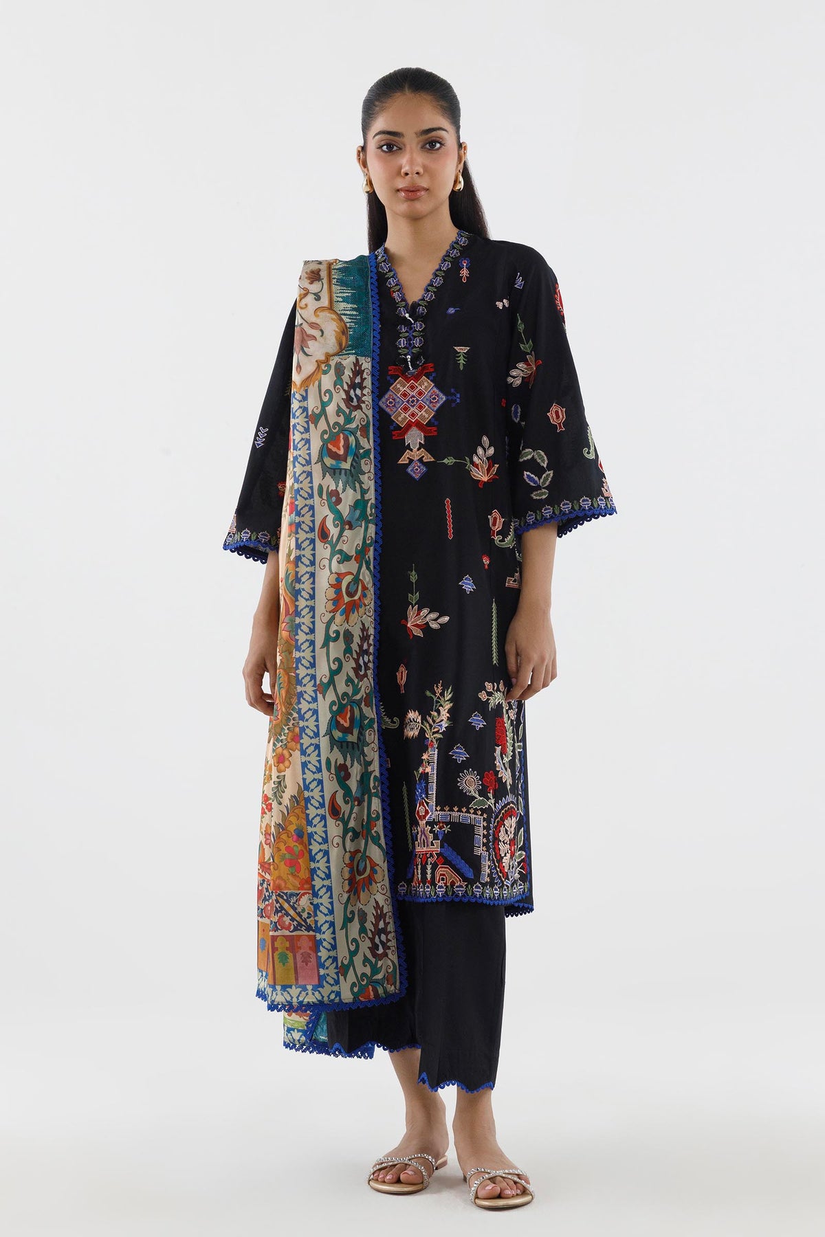 Stitched Embroidered Muzlin Cambric Suit Main image