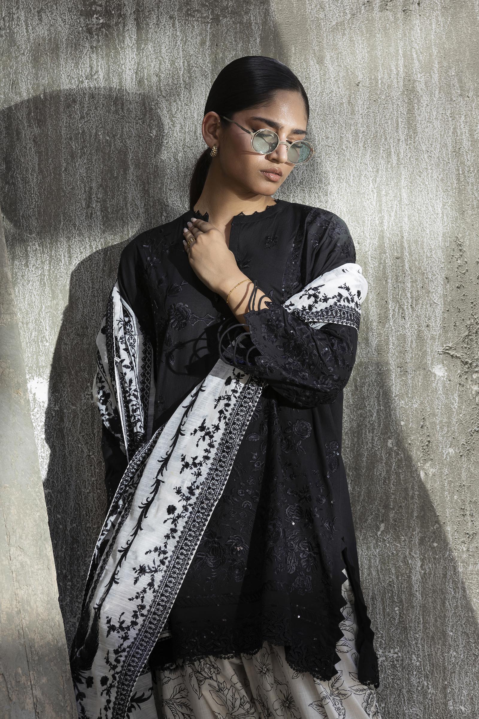 Stitched Embroidered Lawn Suit Secondary image