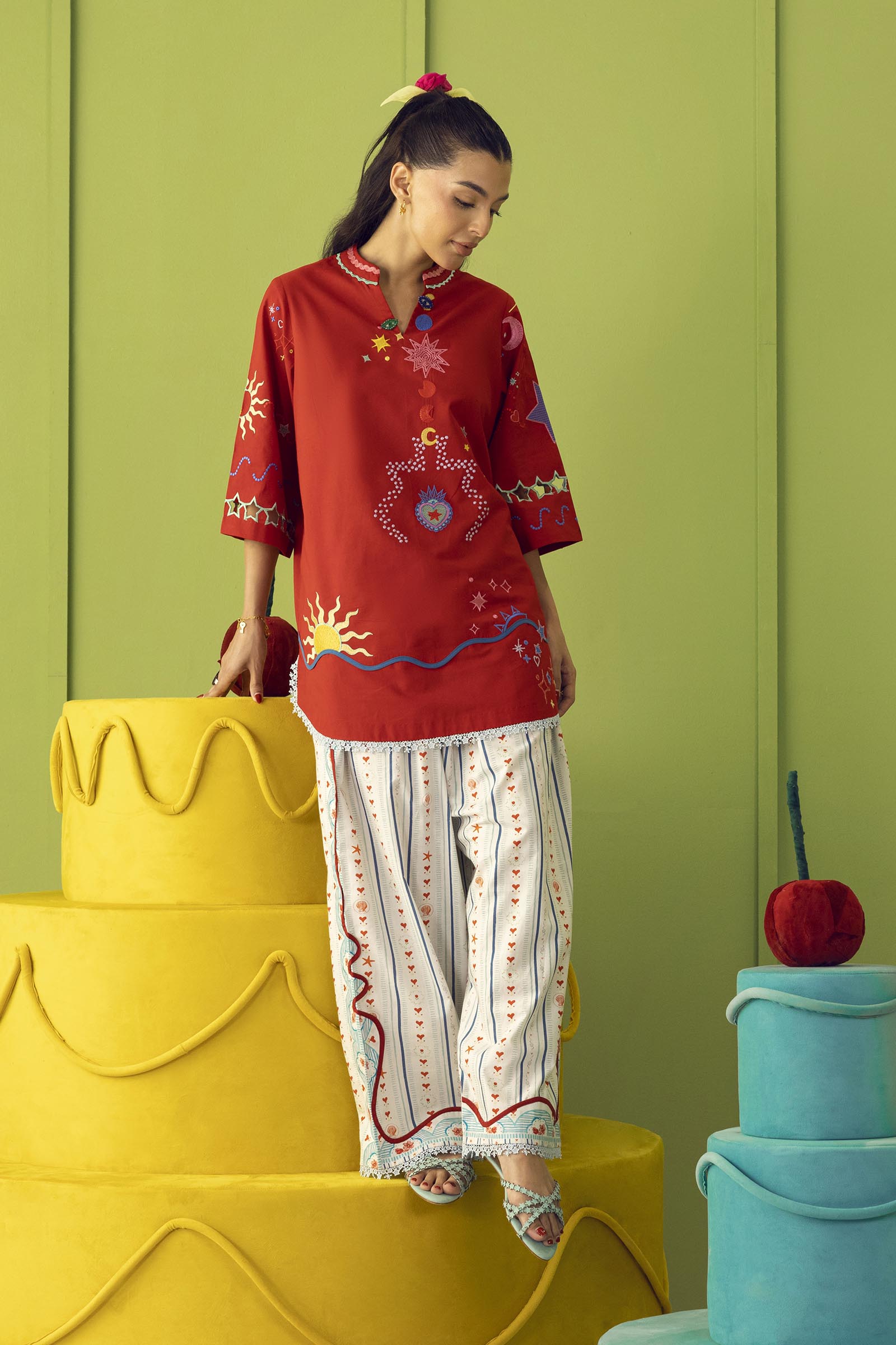 RED VELVET (SS26SM37P2T) Secondary image