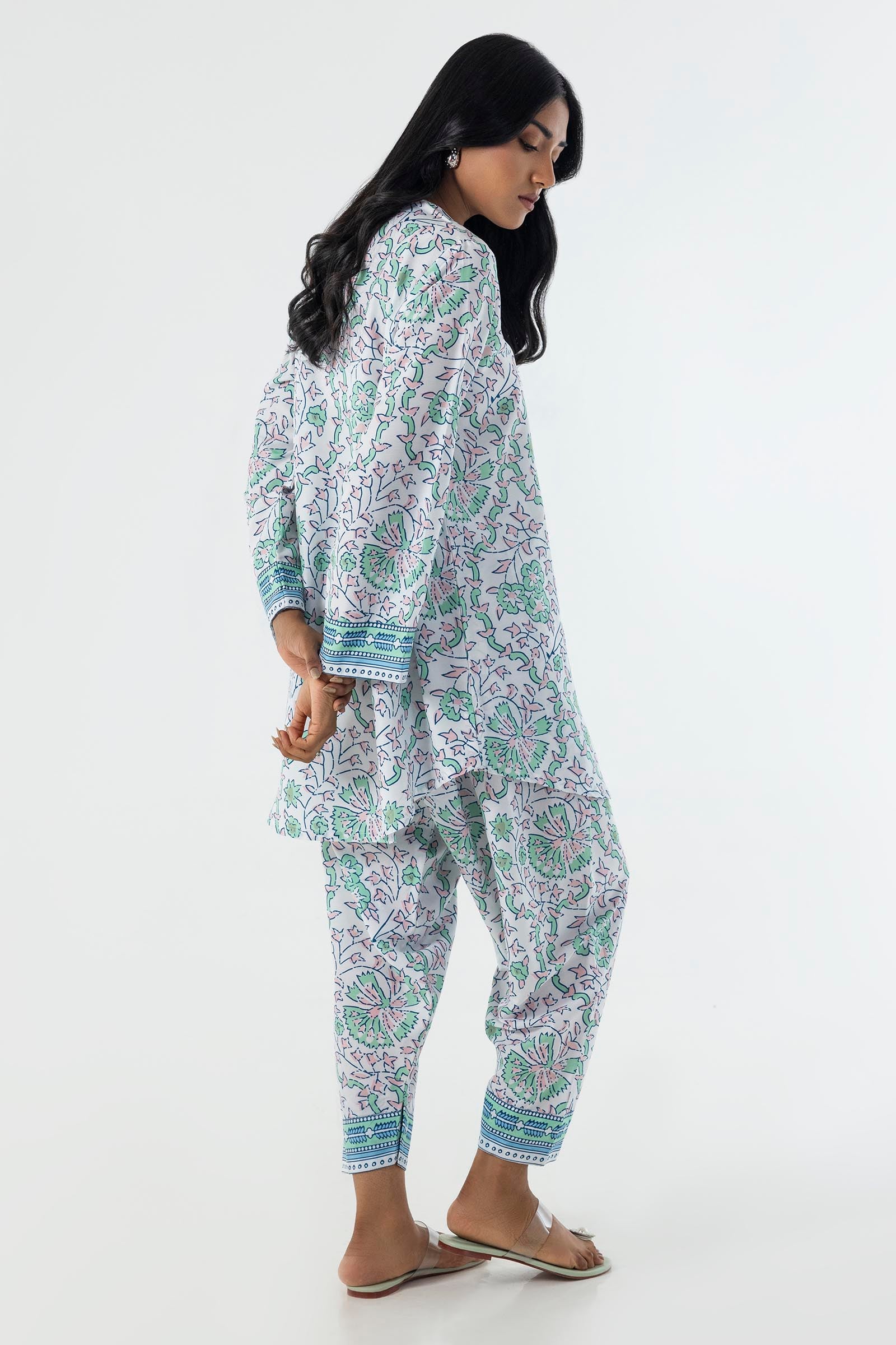 Stitched Basic Poly Cambric Shirt + Skinny Shalwar Secondary image