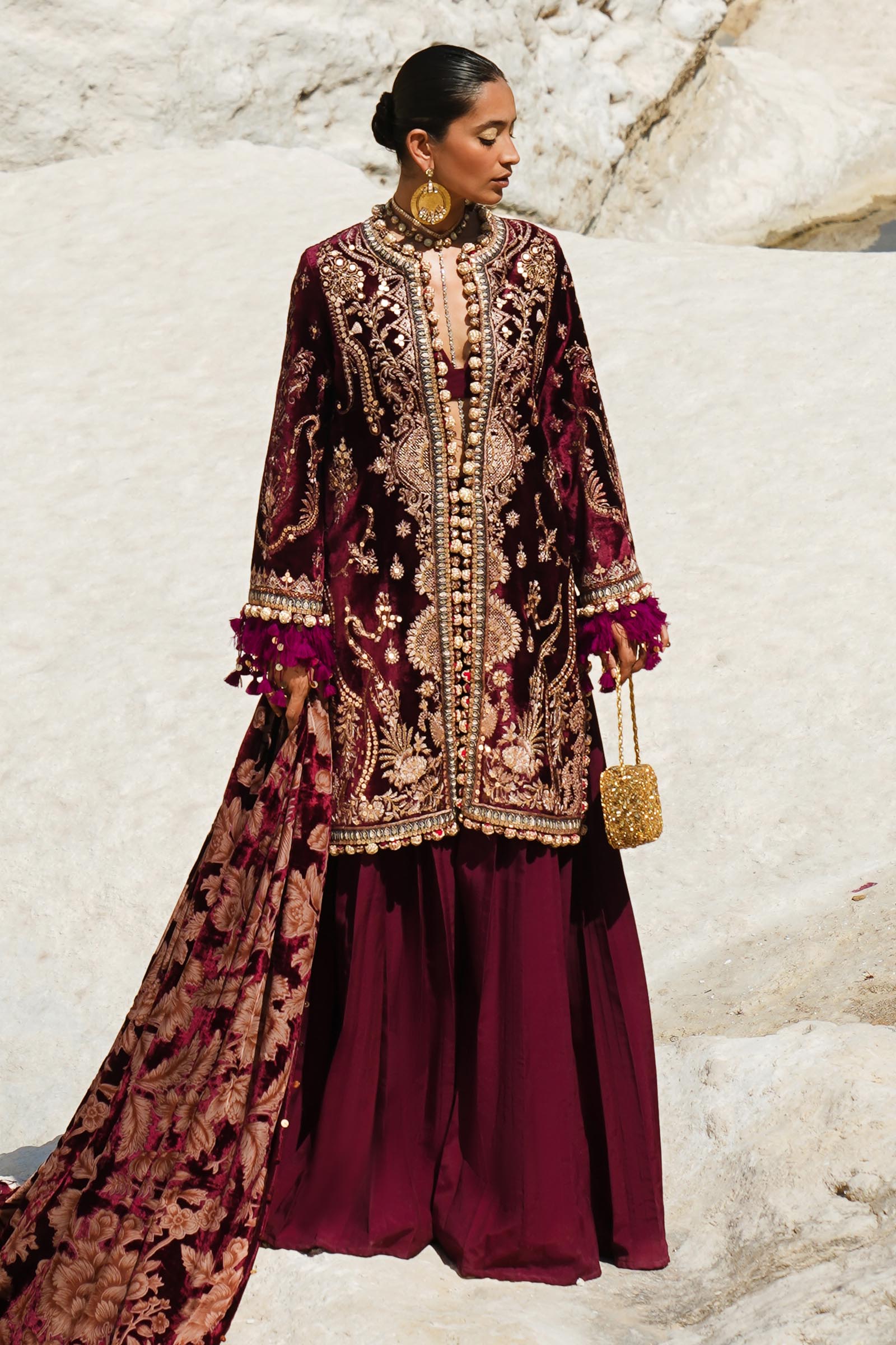 Unstitched 3 Piece Velvet Suit