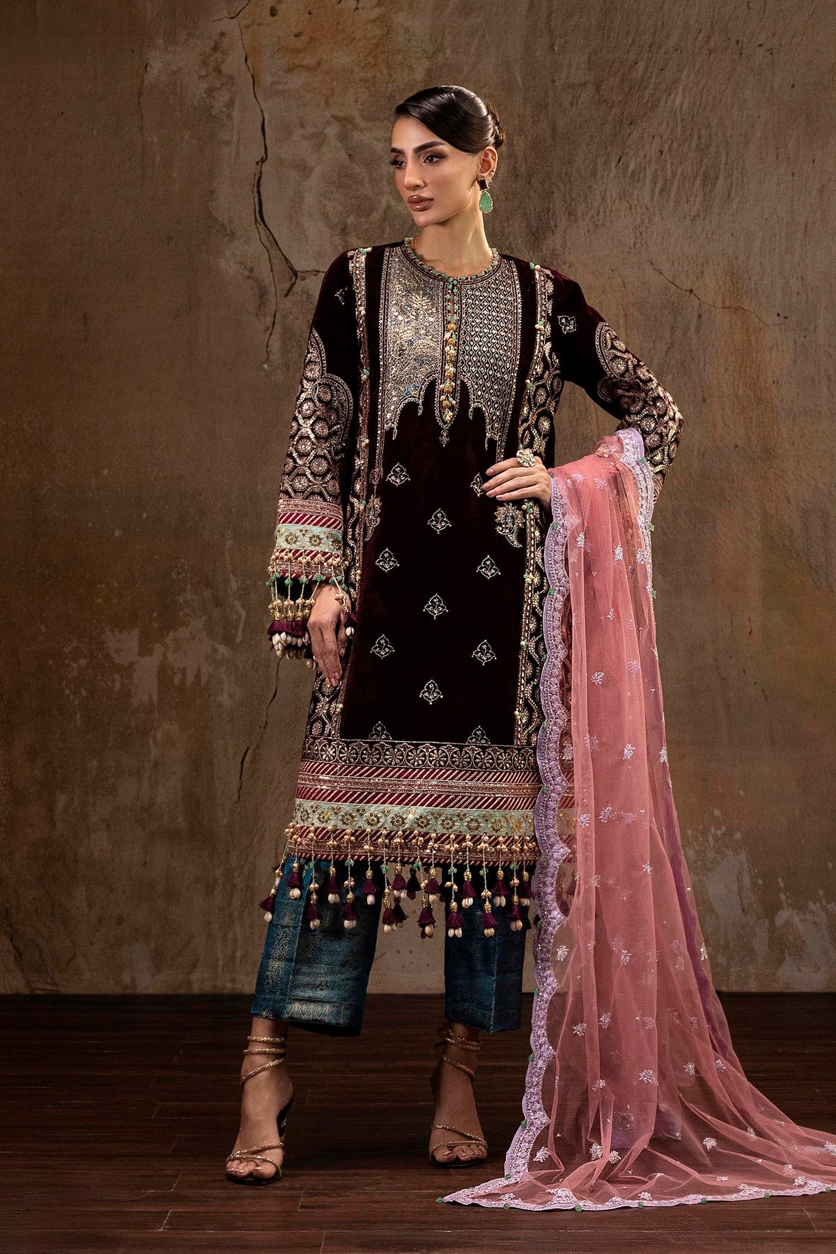 Unstitched Printed 3 Piece Velvet Suit Main image