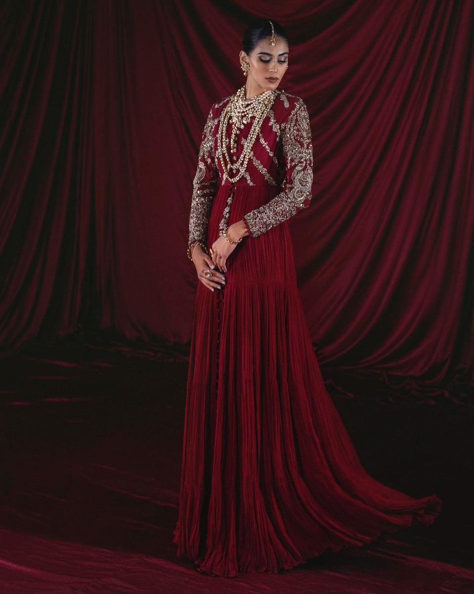 Chili Red Gathers (B-381)