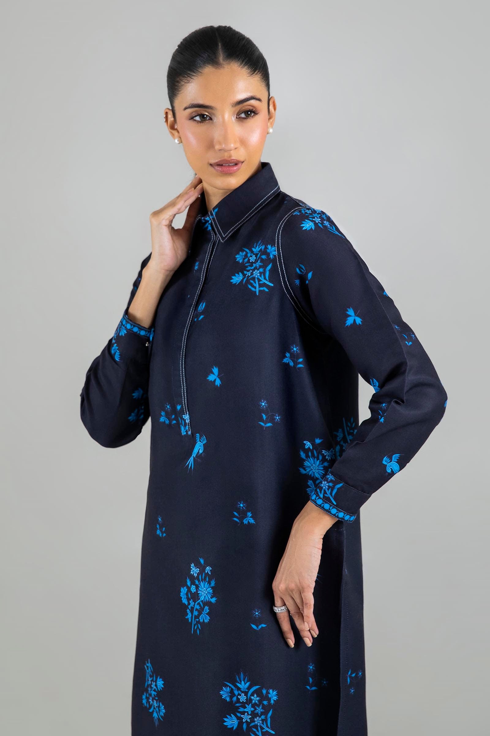 Stitched Basic Printed Shirt Secondary image