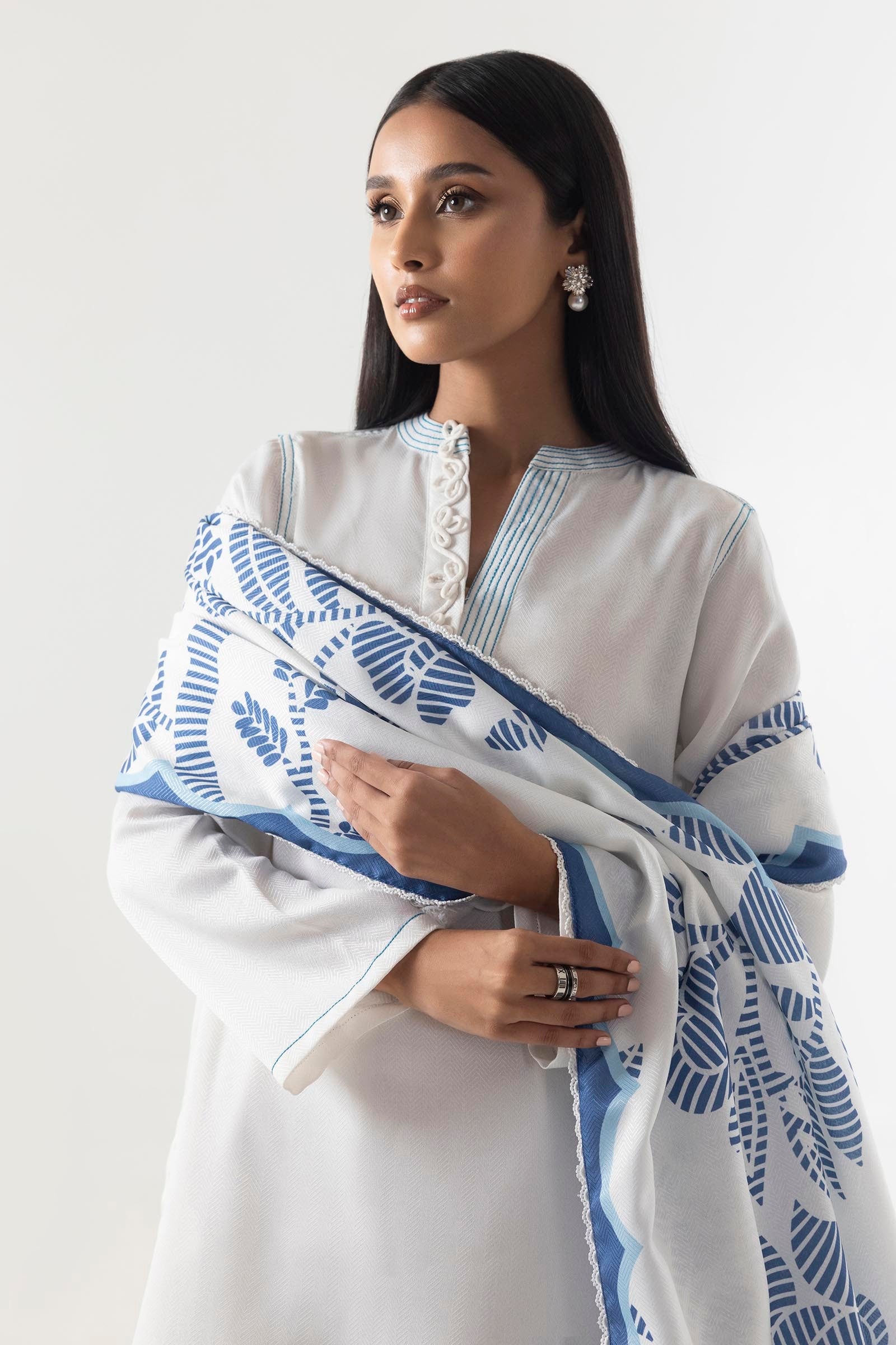 Stitched White Basic Printed Shirt+Culotte Secondary image