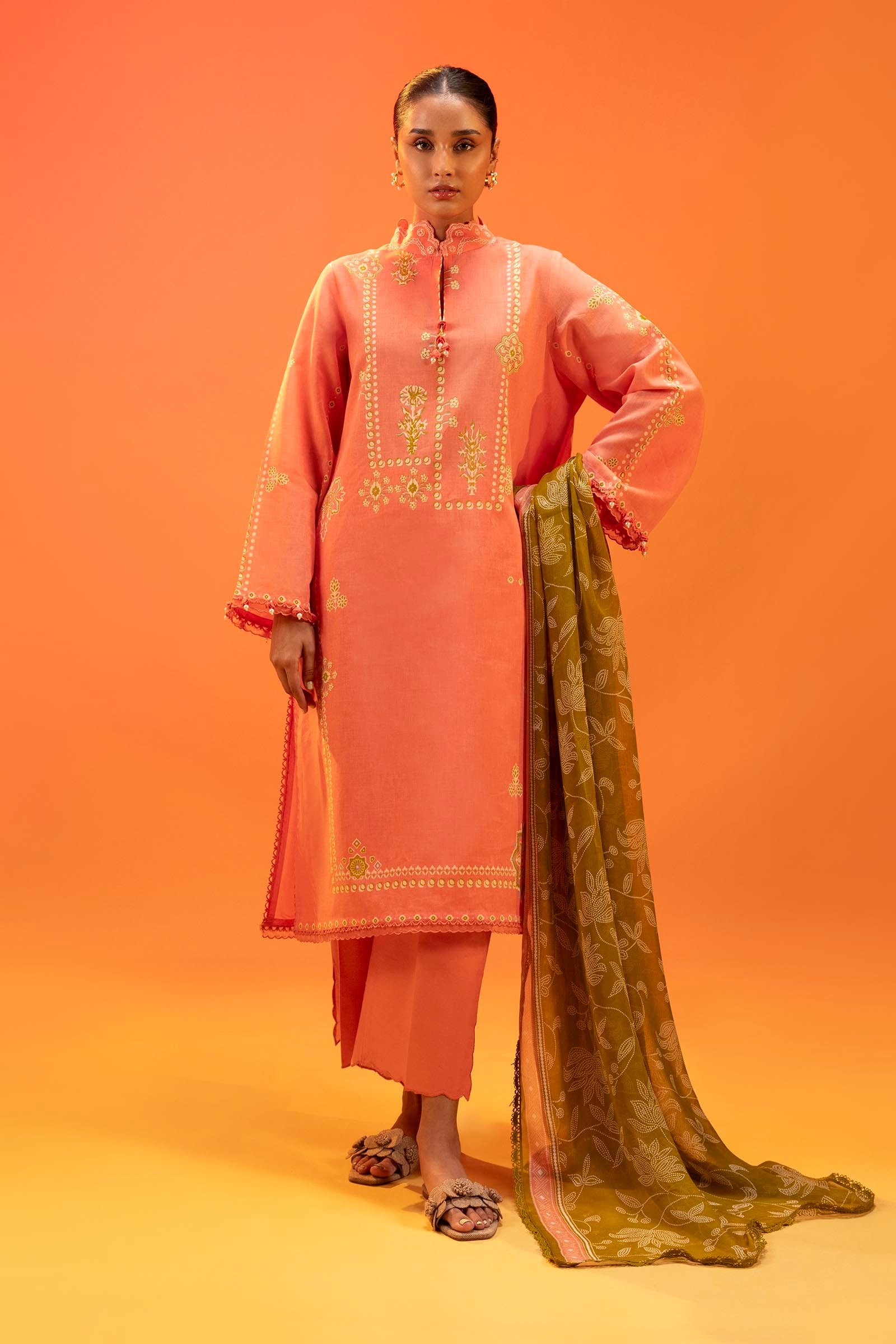 Unstitched Lawn 3 Piece Suit