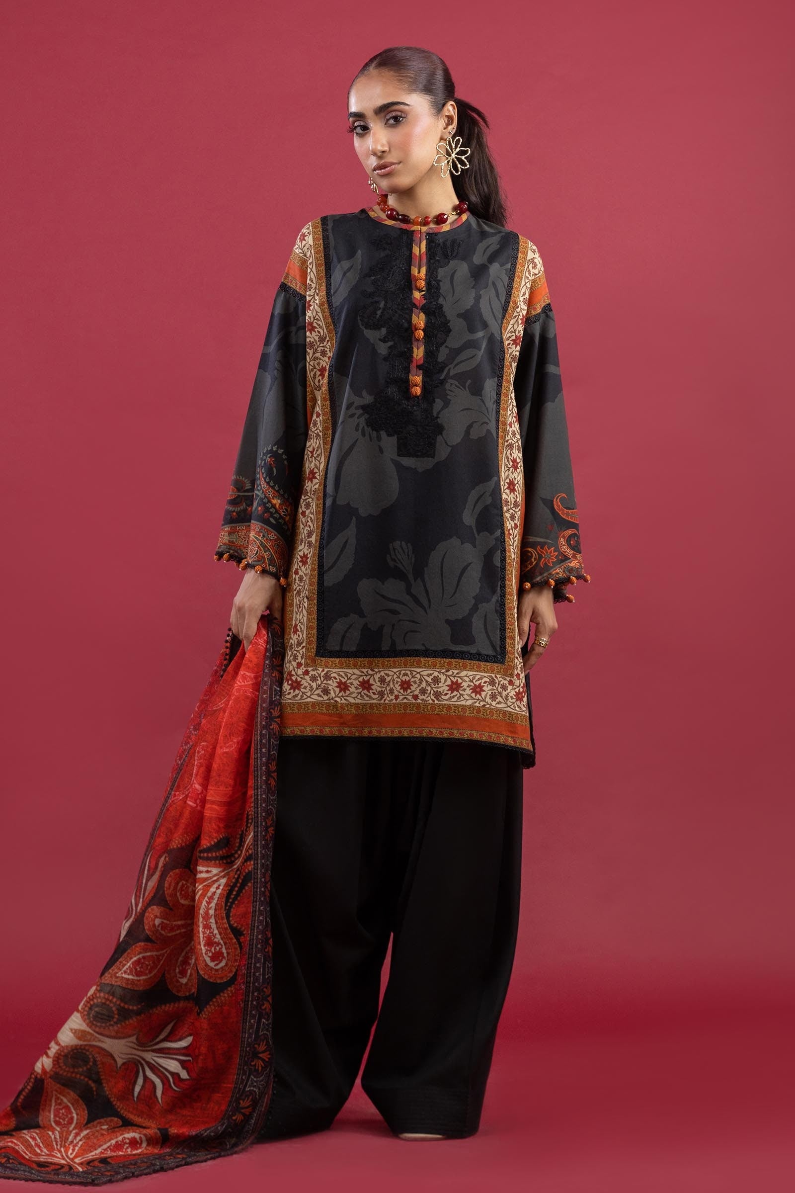 Unstitched 3 Piece Lawn Suit Main image