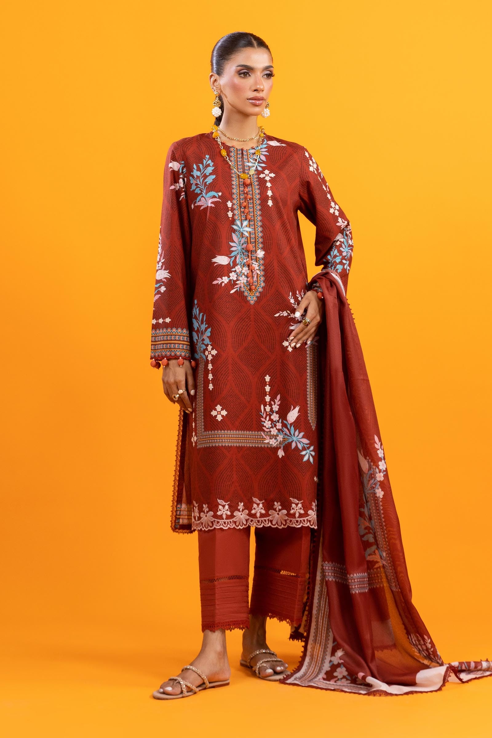 Unstitched 3 Piece Lawn Suit Main image