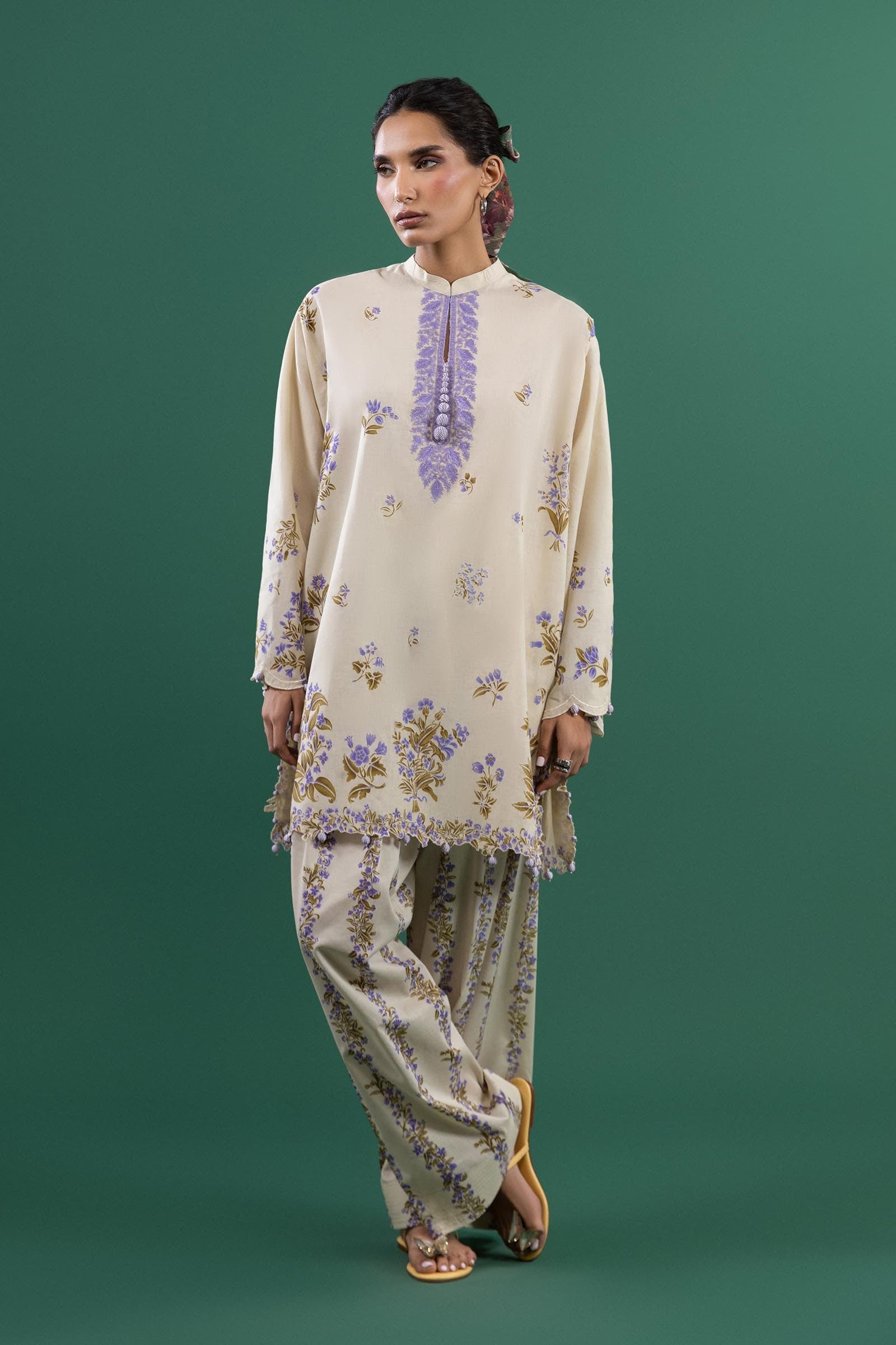 Unstitched 2 Piece Lawn Suit Main image