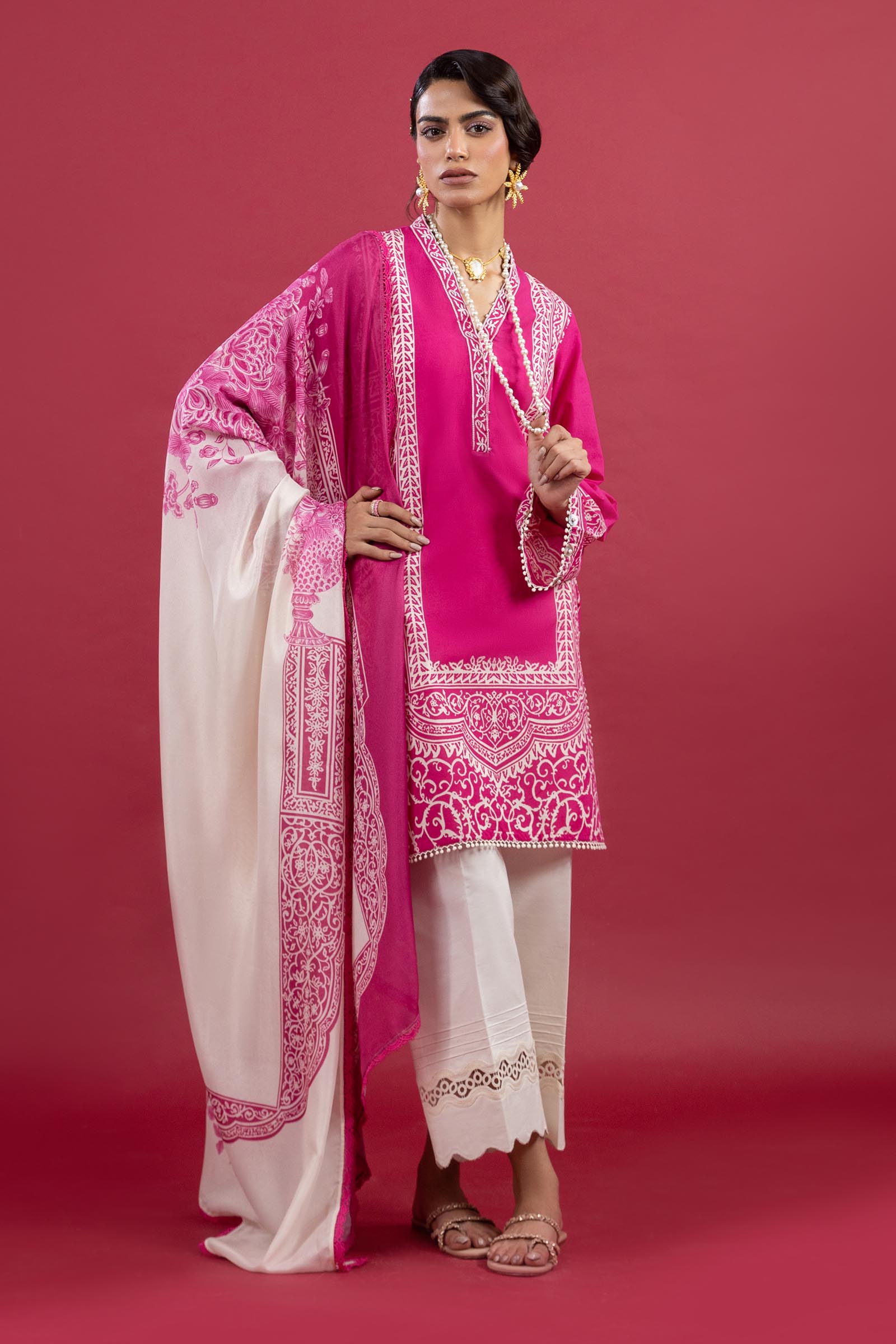 Unstitched 2 Piece Lawn Suit Main image