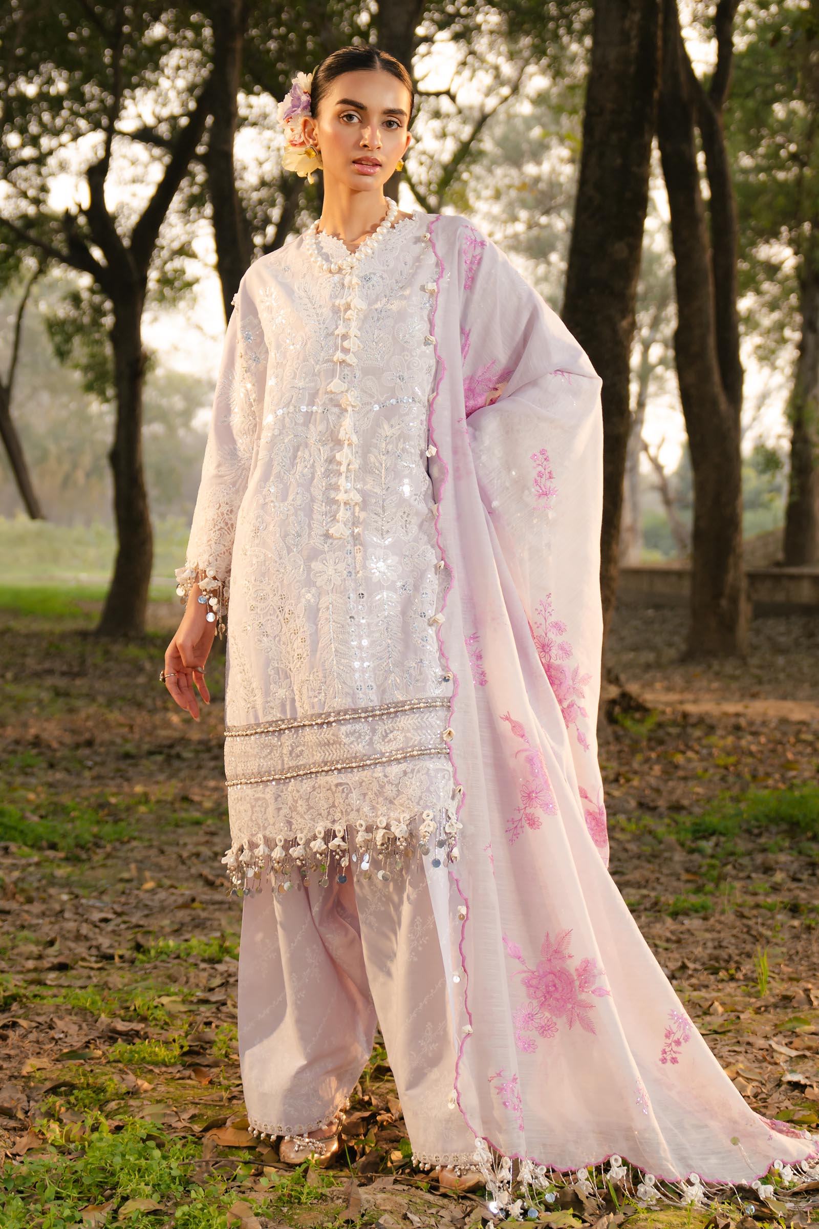 Unstitched Lawn 3 Piece Suit