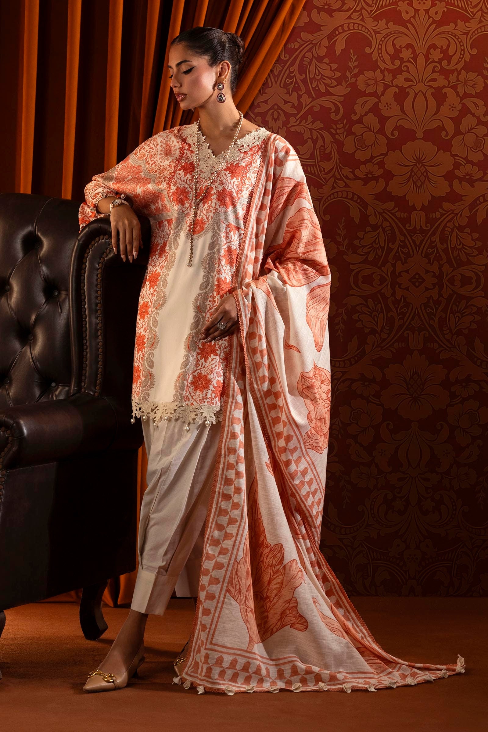 Unstitched Winter Linen 3 Piece Suit Main image