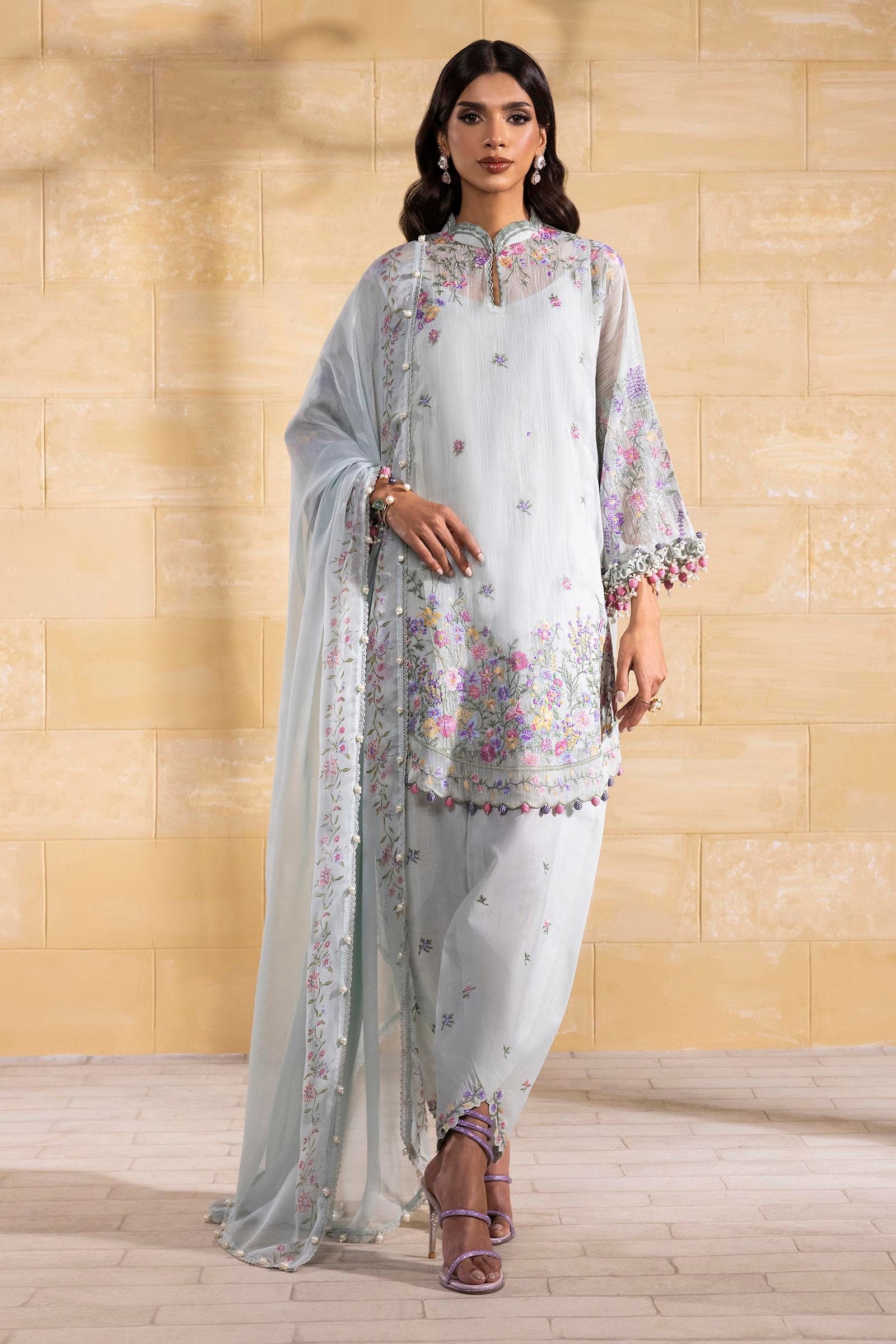 Unstitched 3 Piece Lawn Suit Main image