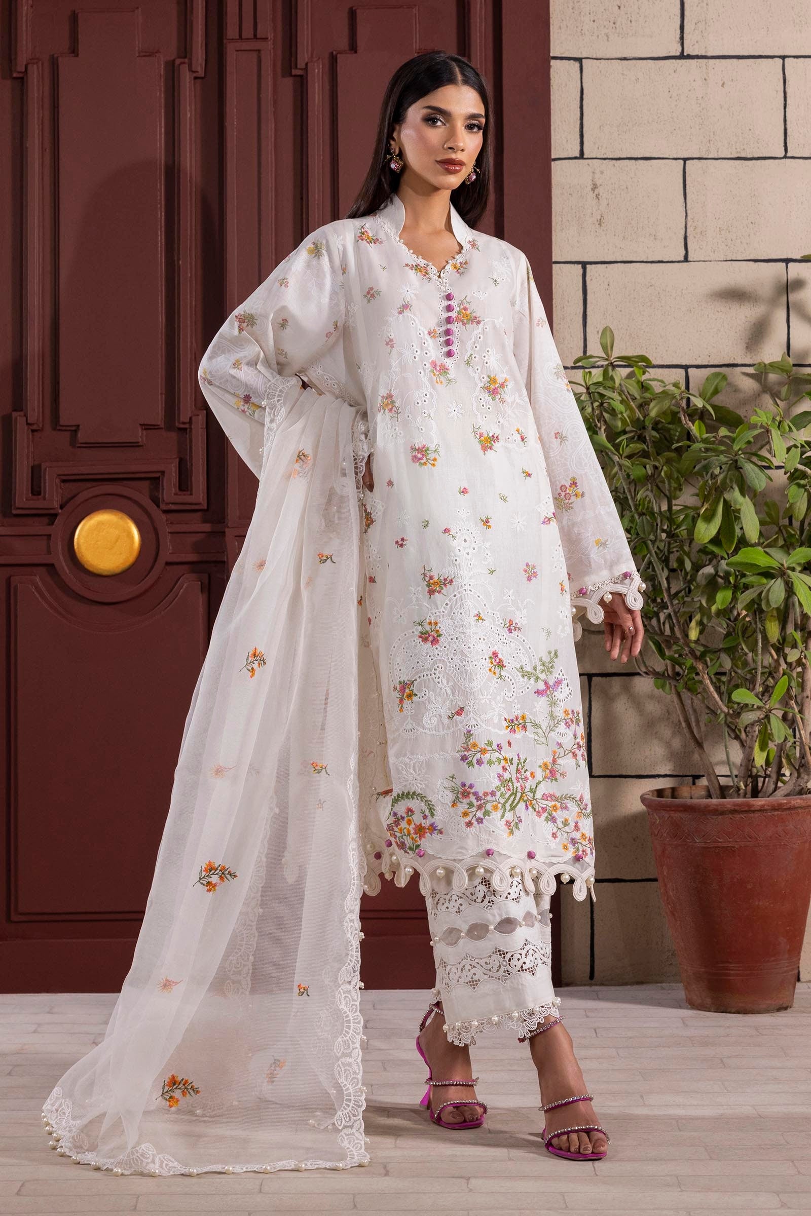 Unstitched 3 Piece Lawn Suit Main image
