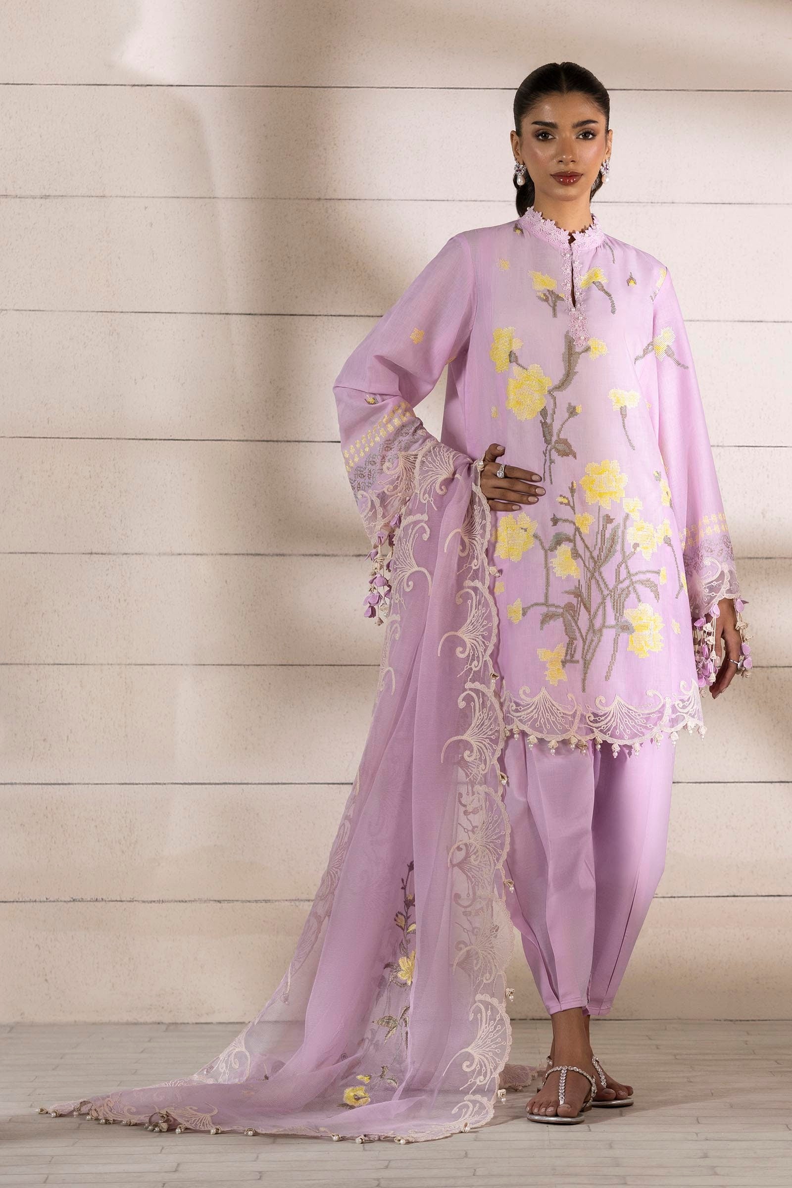 Unstitched 3 Piece Lawn Suit Main image