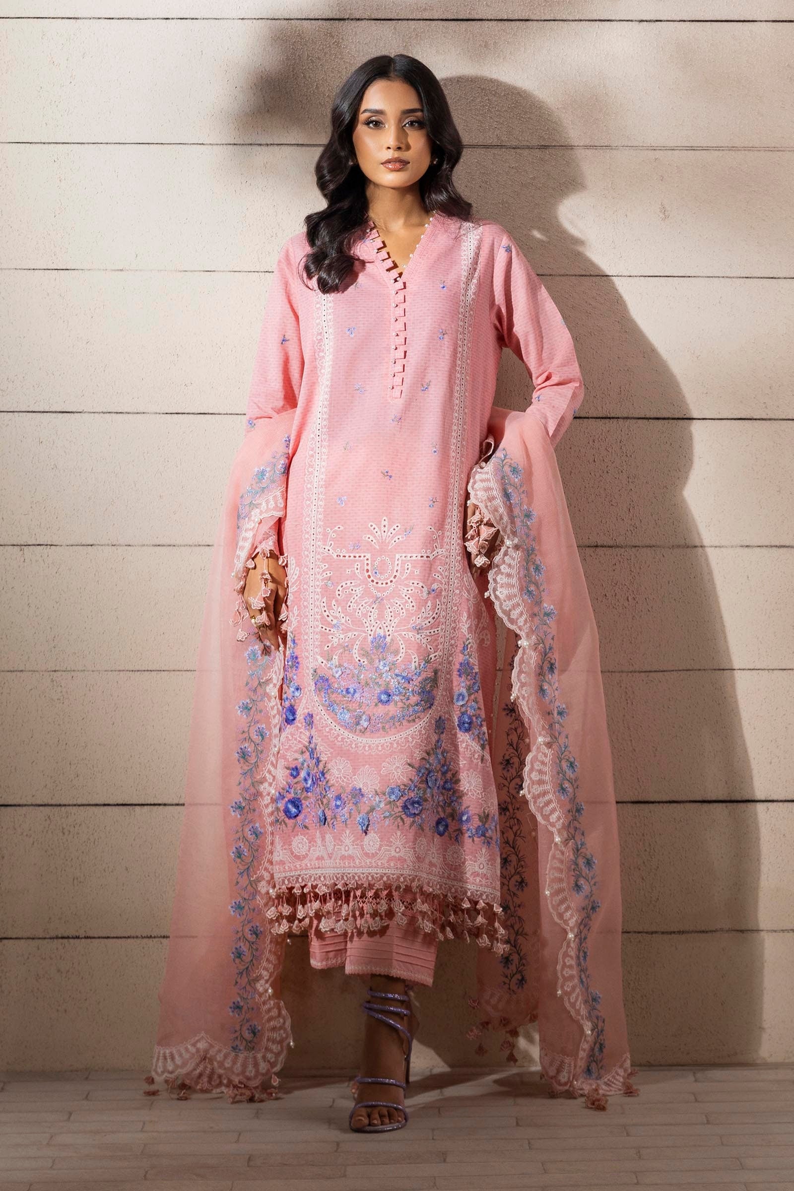 Unstitched 3 Piece Lawn Suit Main image