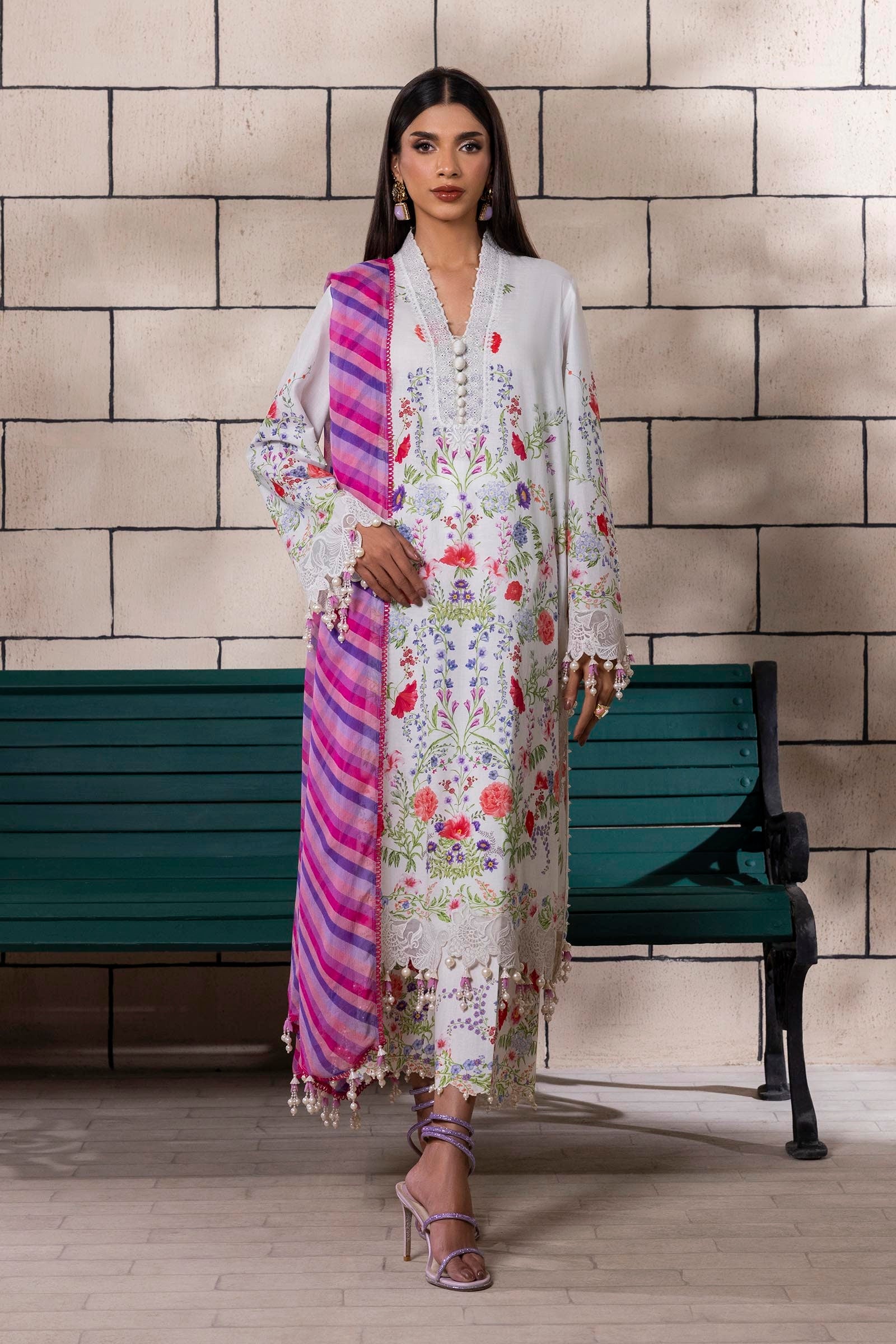 Unstitched 3 Piece Lawn Suit Main image