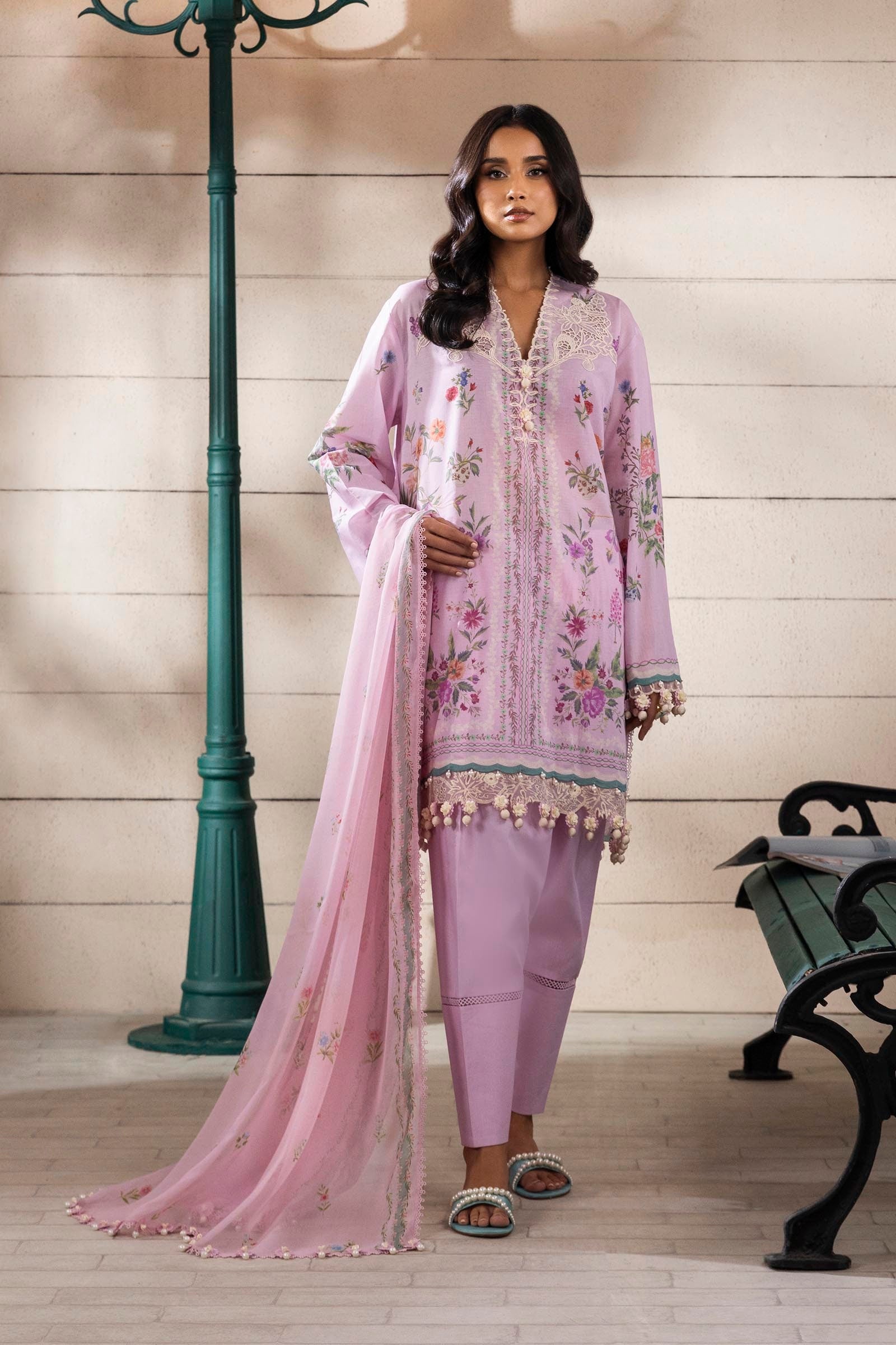 Unstitched 3 Piece Lawn Suit Main image