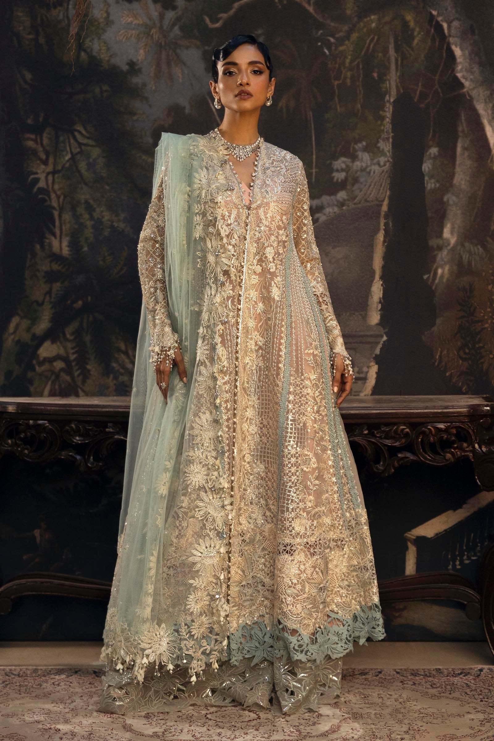 Unstitched Organza 3 Piece Suit Main image
