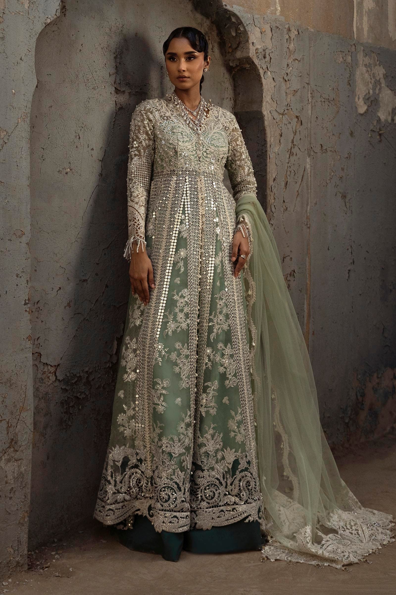Unstitched Organza 3 Piece Suit Main image