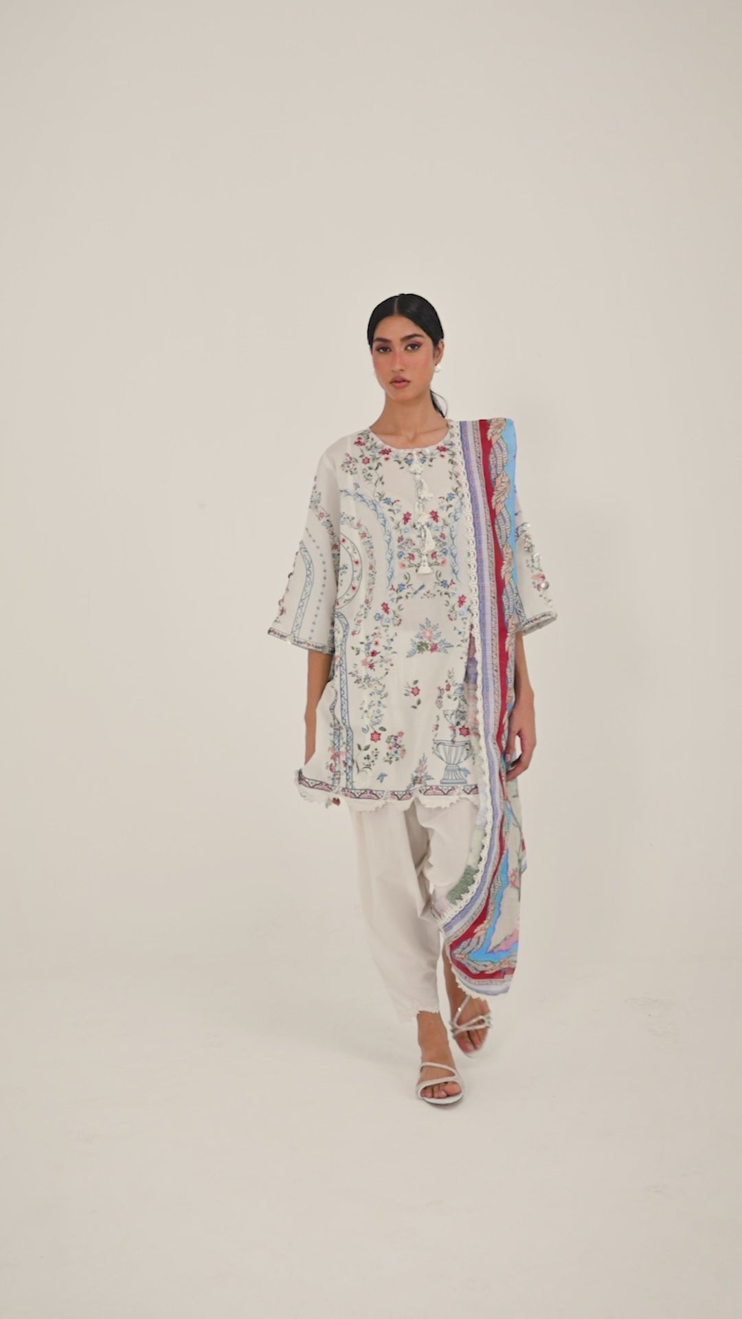 Unstitched Embroidered 3 Piece Muzlin Suit