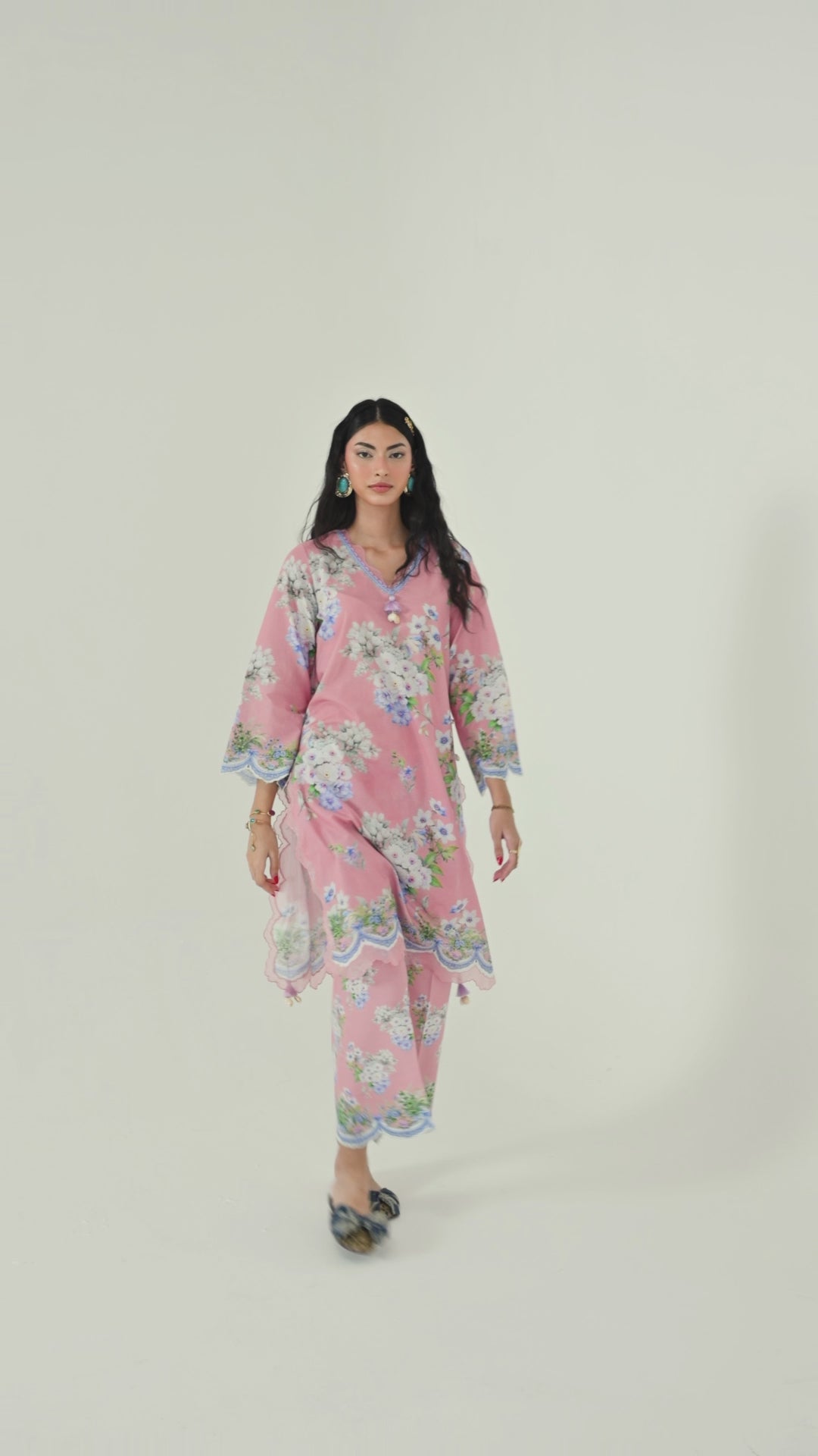 Unstitched Printed 2 Piece Lawn Suit