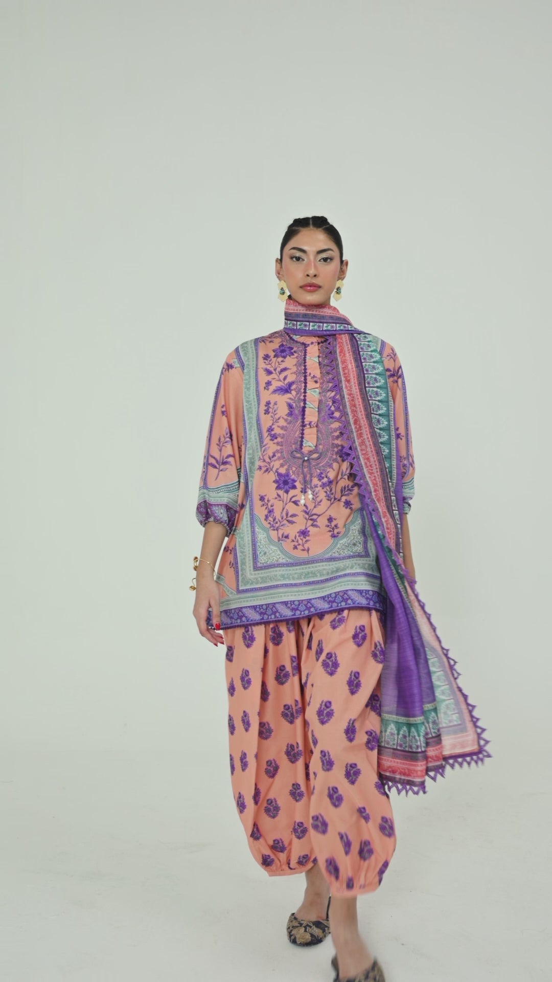 Unstitched Printed 3 Piece Lawn Suit