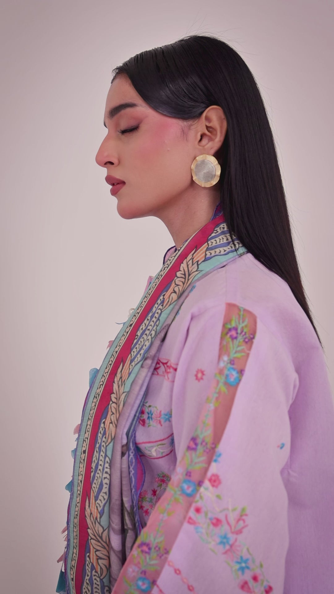 Unstitched Embroidered 3 Piece Muzlin Suit