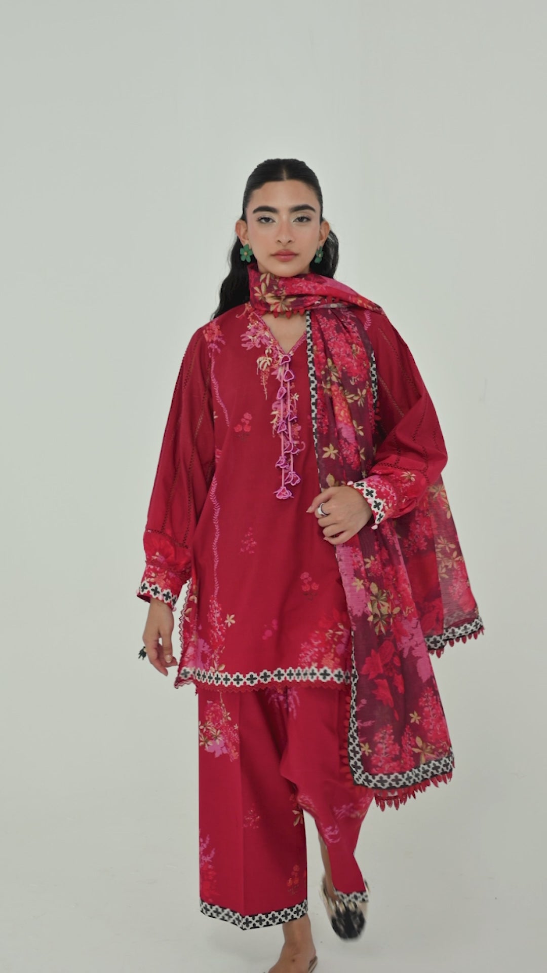 Unstitched Printed 3 Piece Lawn Suit