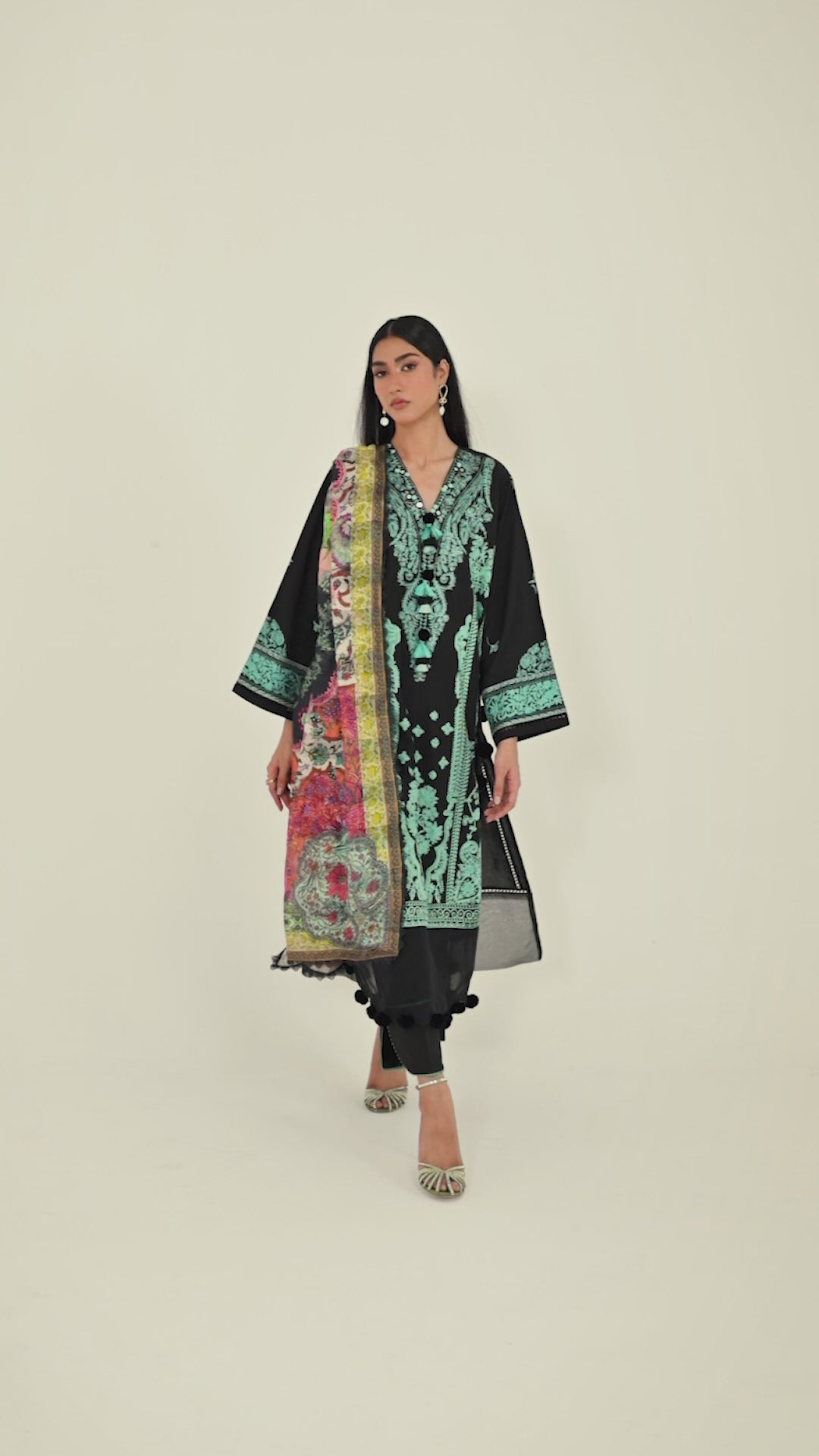 Unstitched Embroidered 3 Piece Muzlin Suit