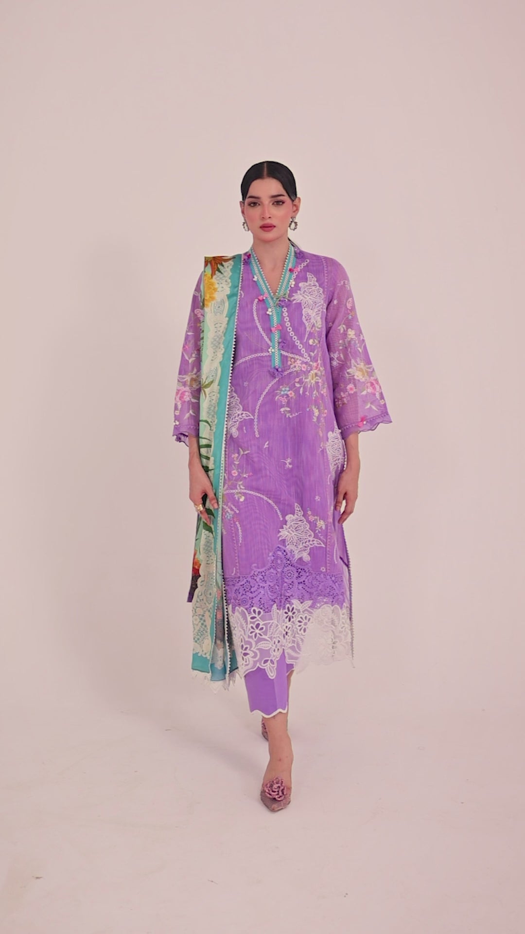 Unstitched Embroidered 3 Piece Muzlin Suit