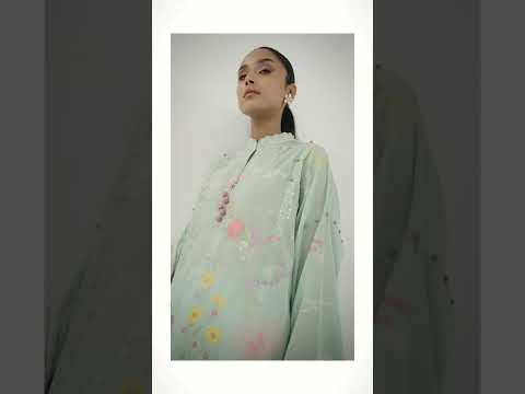 Unstitched Lawn 3 Piece Suit